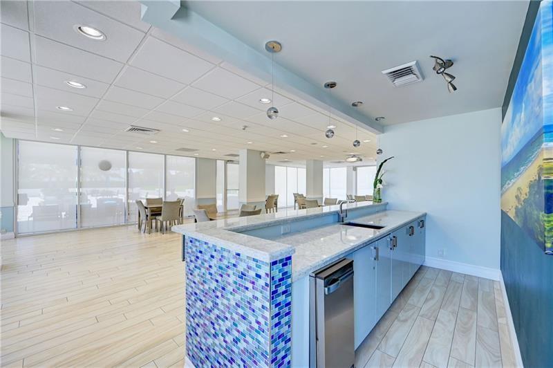 OCEAN TOWERS CONDOMINIUM - Residential