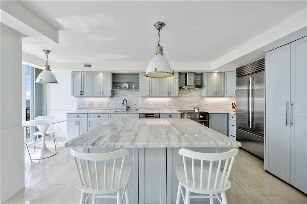 OCEAN TOWERS CONDOMINIUM - Residential