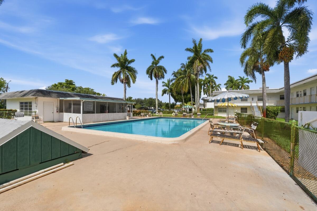 II DELWOOD WEST CONDO - Residential Lease