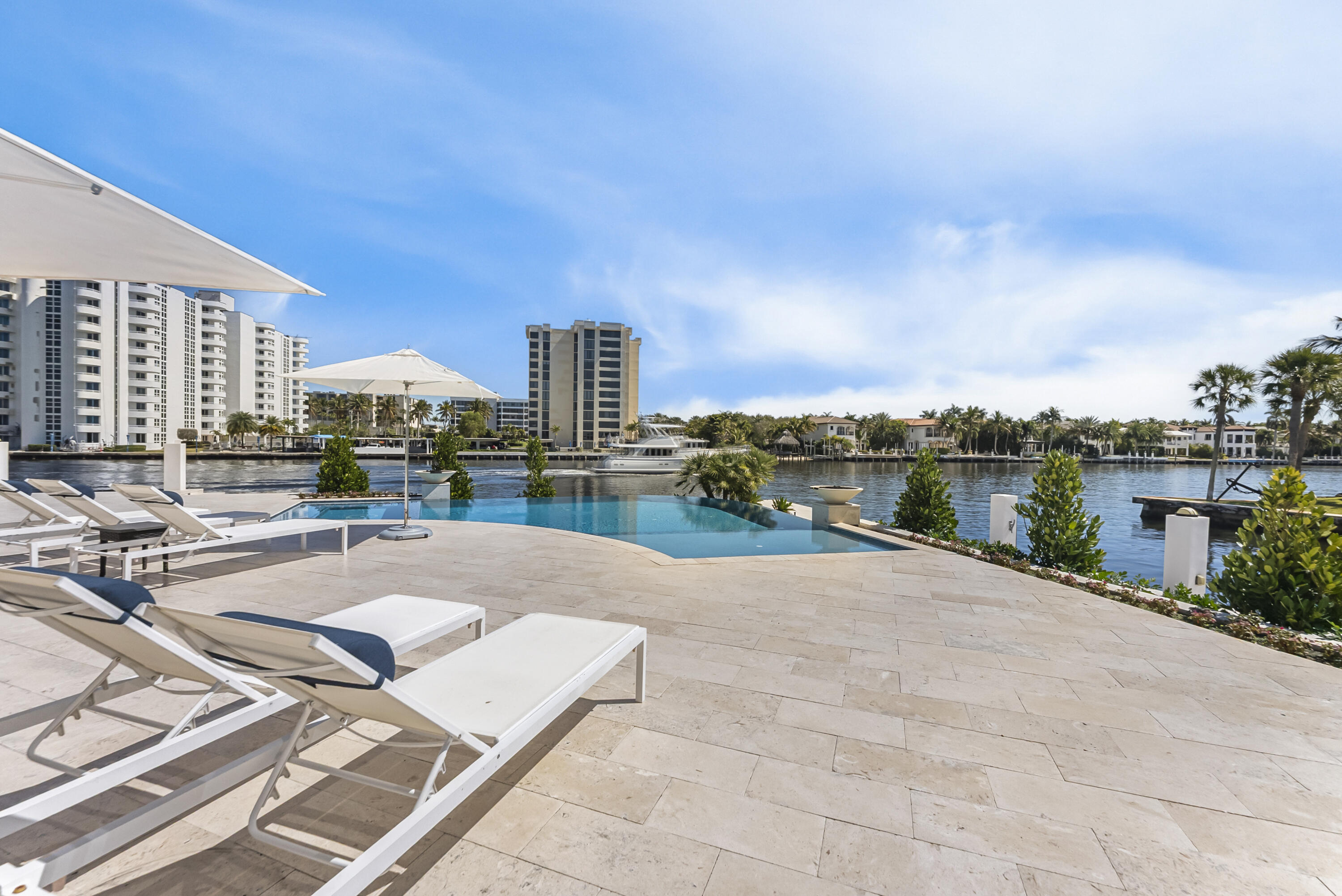 TROPIC ISLE 2ND SEC - Residential