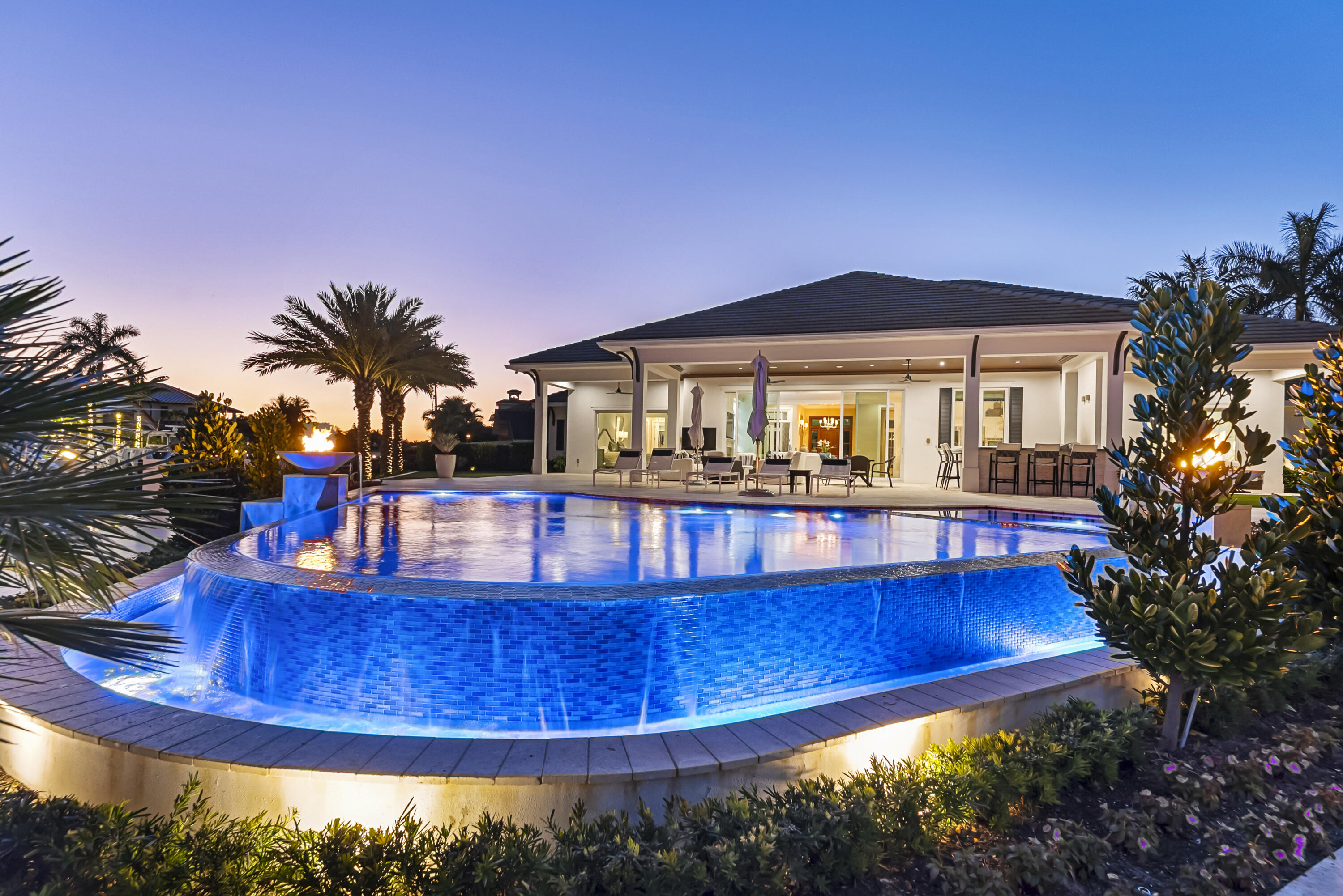 TROPIC ISLE 2ND SEC - Residential