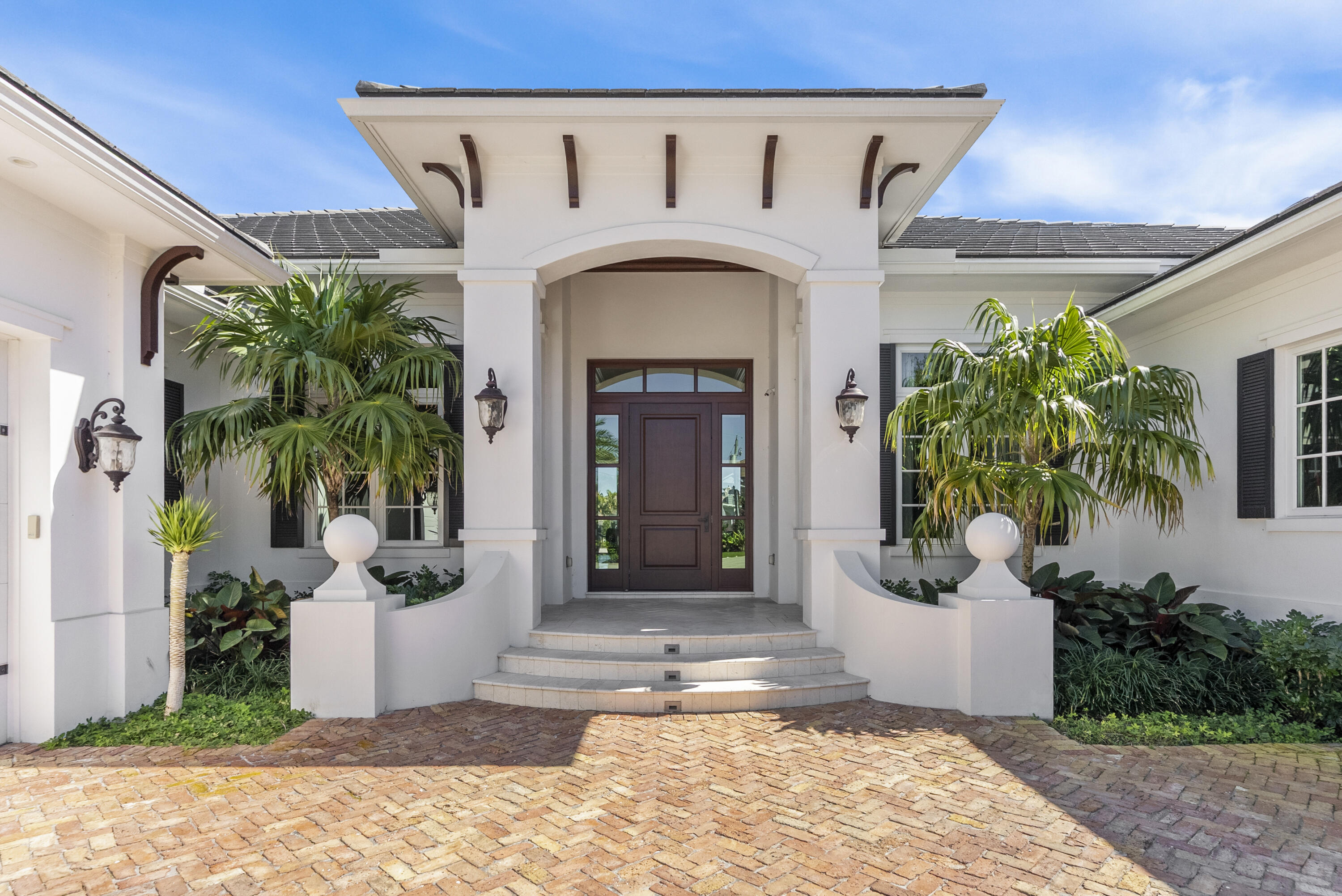 TROPIC ISLE 2ND SEC - Residential