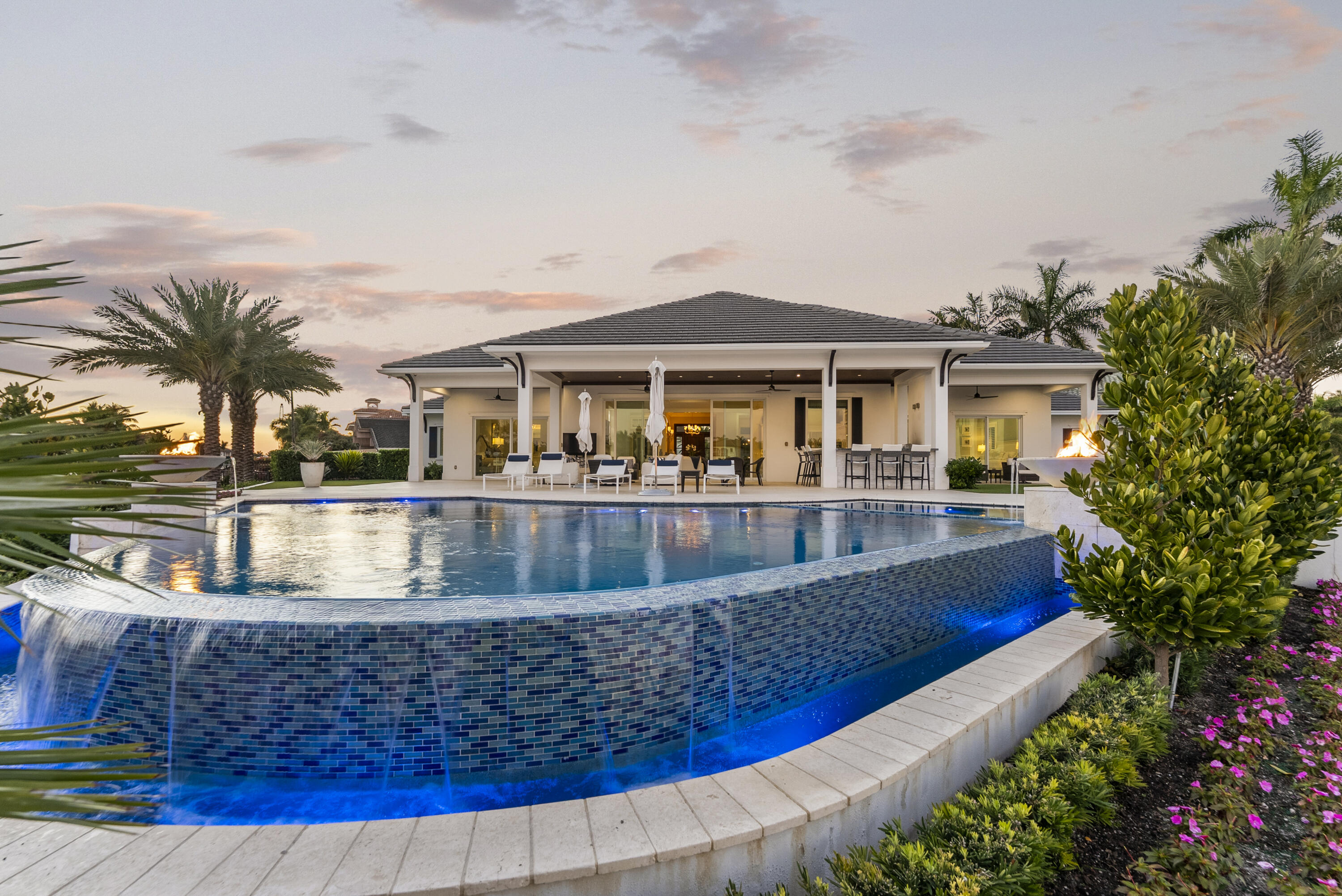TROPIC ISLE 2ND SEC - Residential