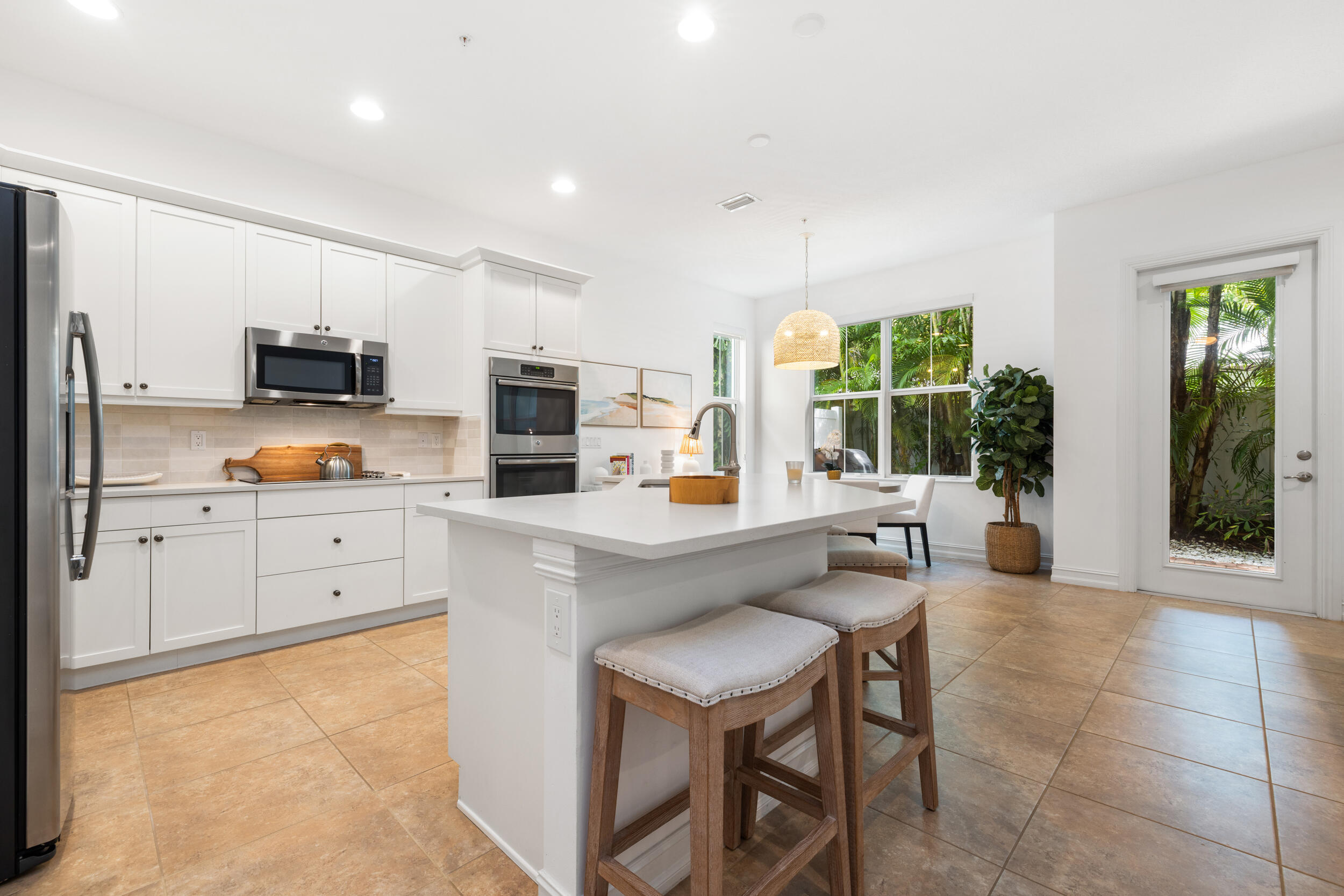 HAMPTON COVE - Residential Lease