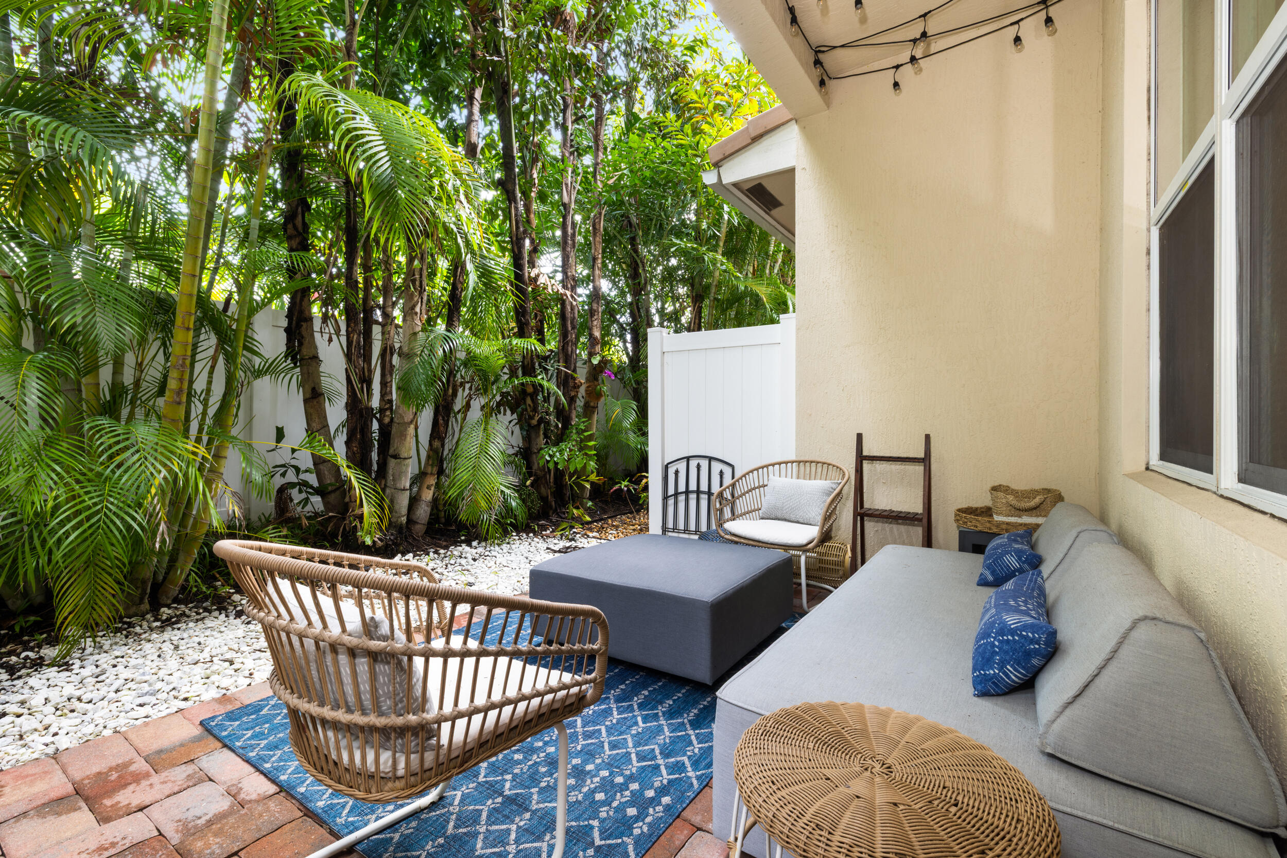 HAMPTON COVE - Residential Lease