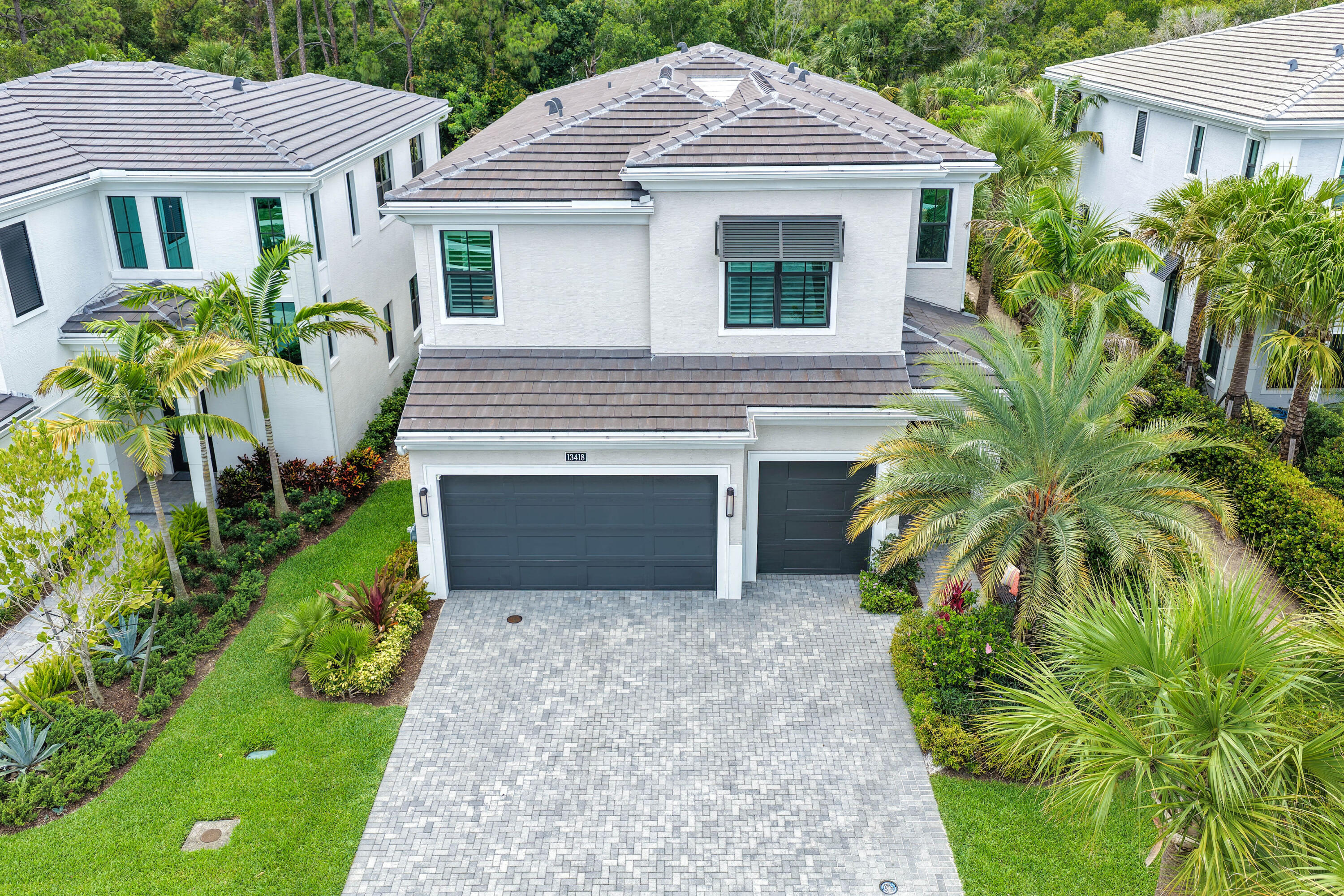 ARTISTRY - Residential