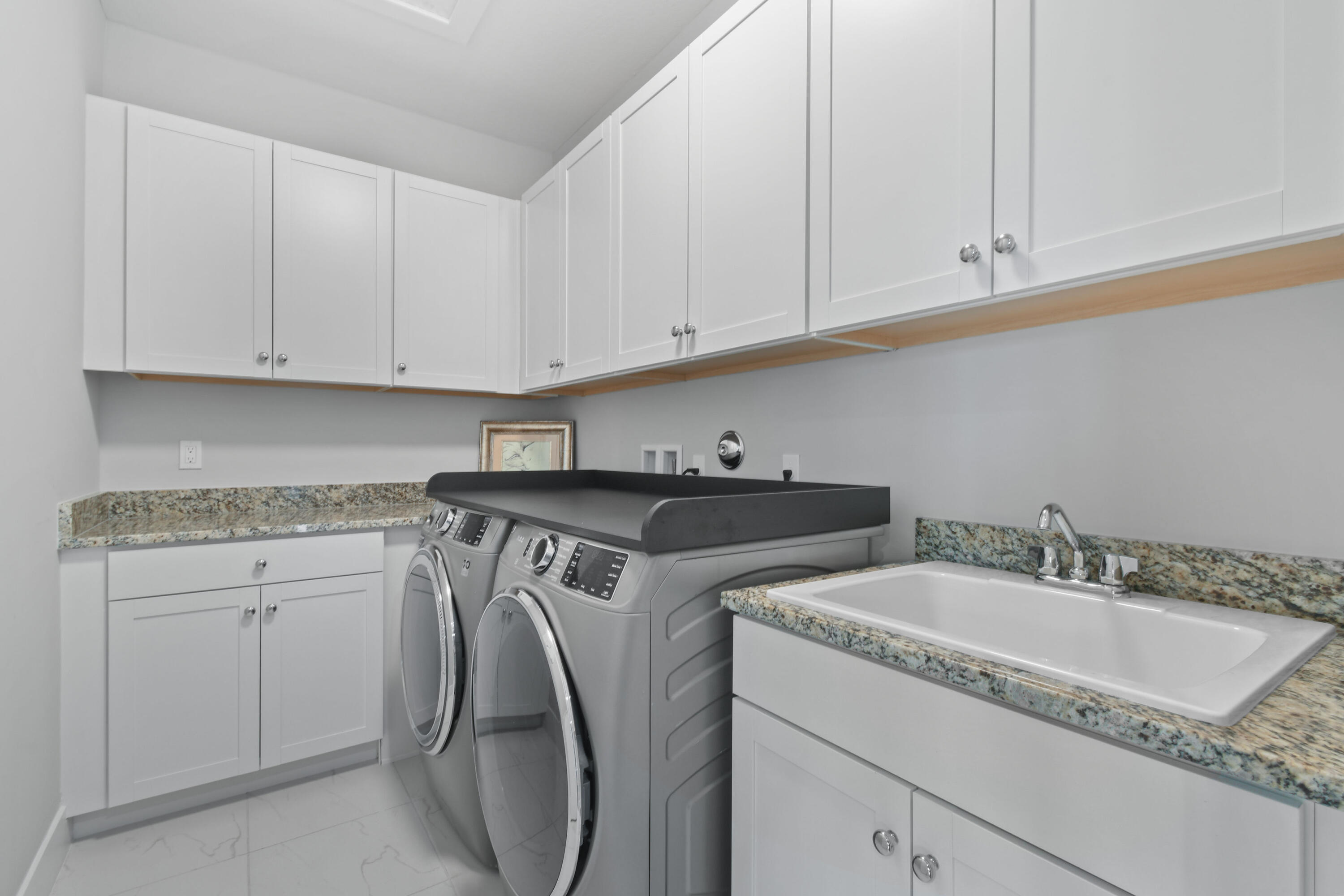 ARTISTRY - Residential