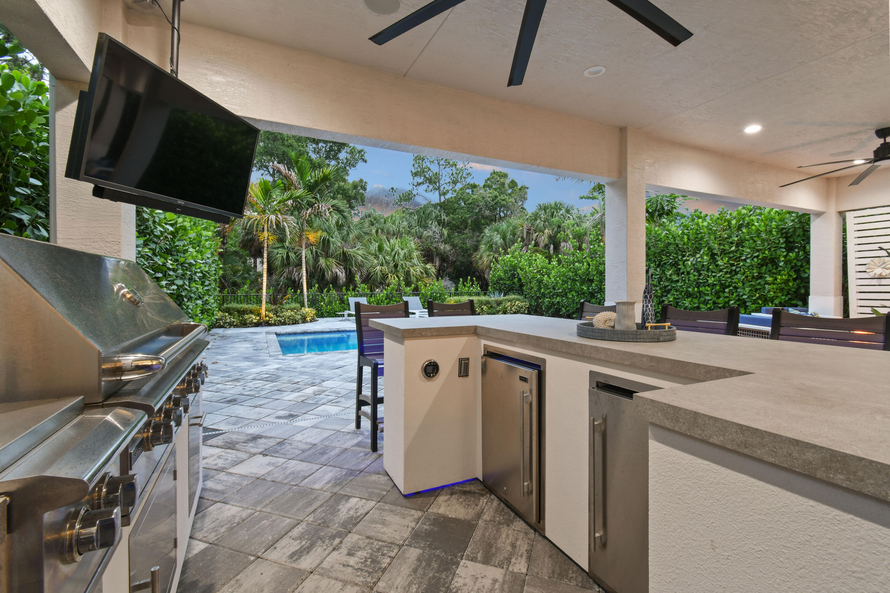 ARTISTRY - Residential