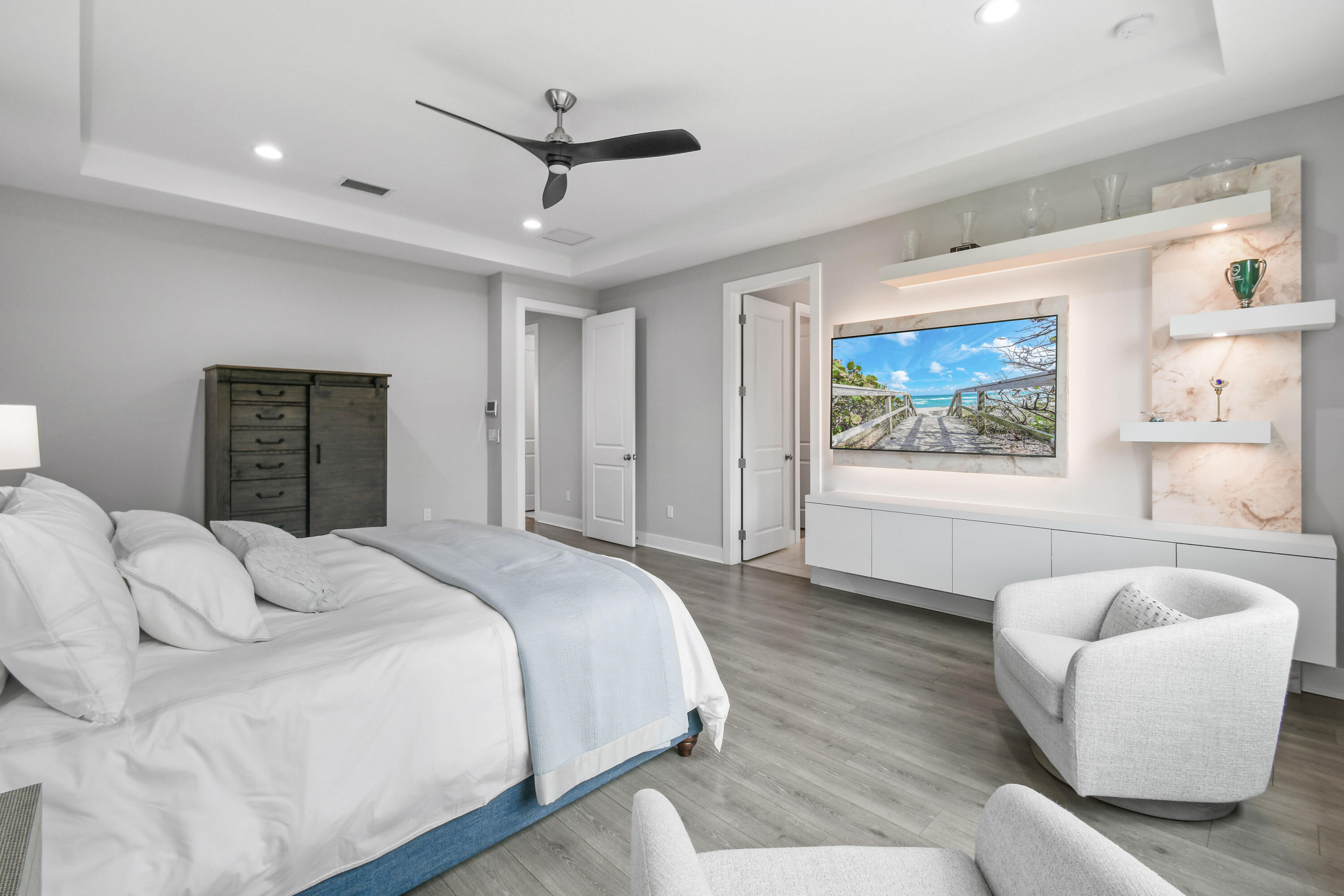 ARTISTRY - Residential