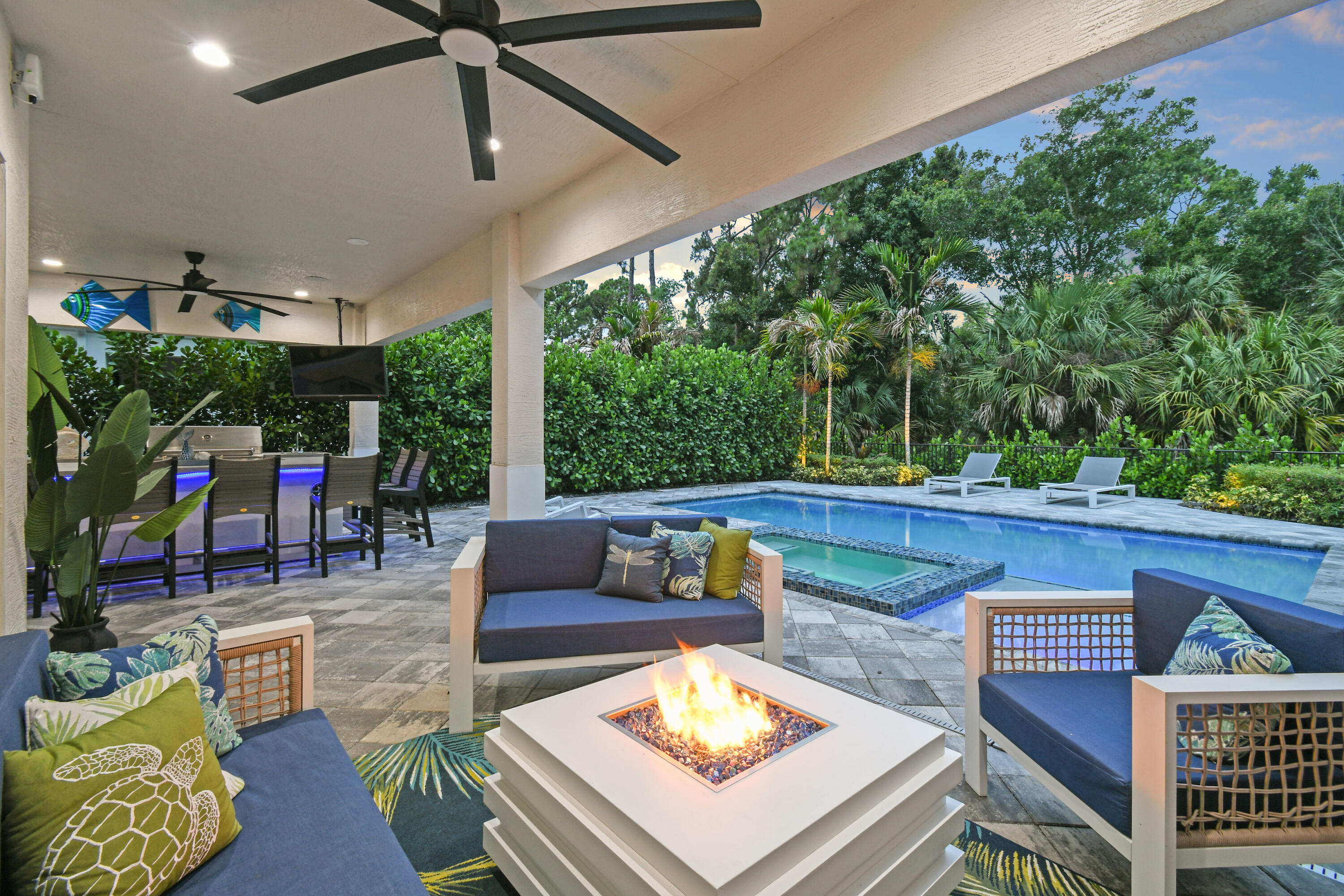 ARTISTRY - Residential