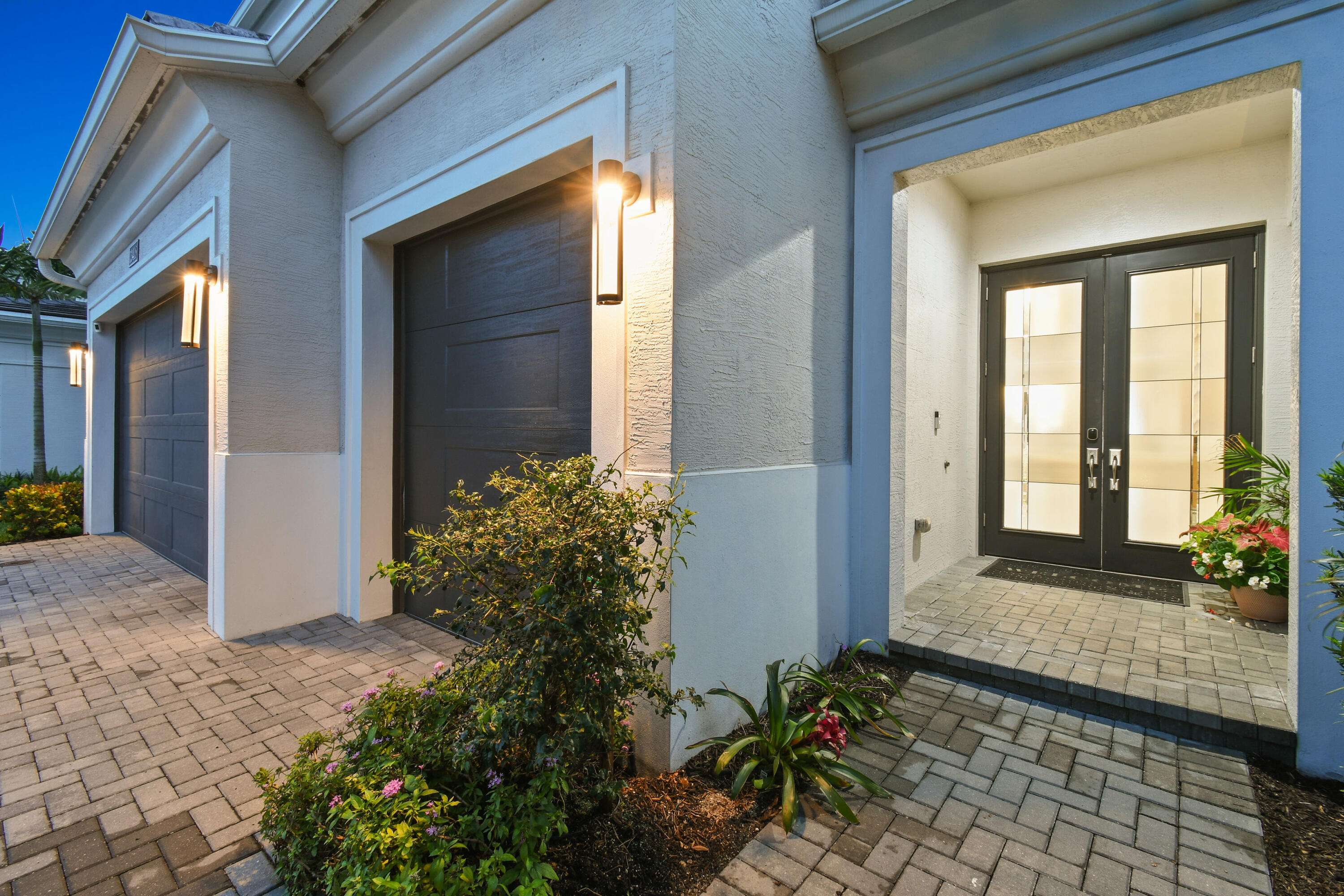 ARTISTRY - Residential