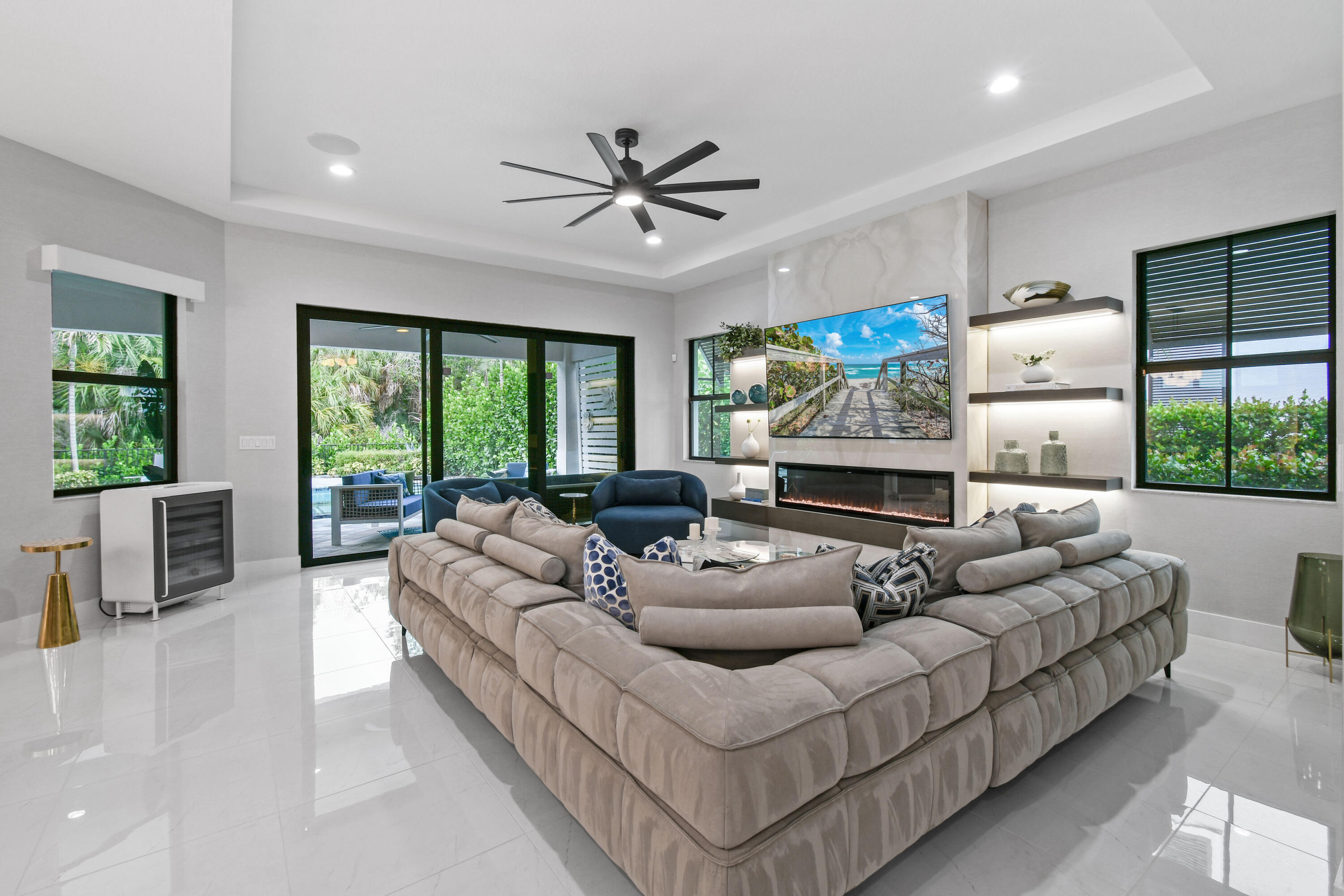 ARTISTRY - Residential