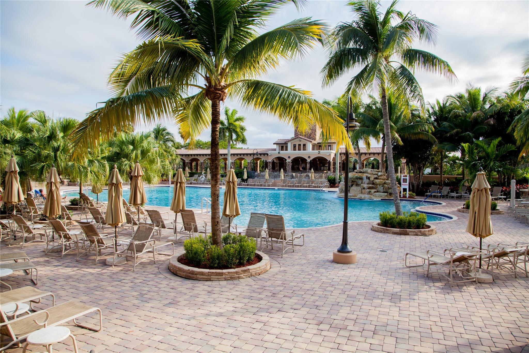 HERON BAY EAST - Residential