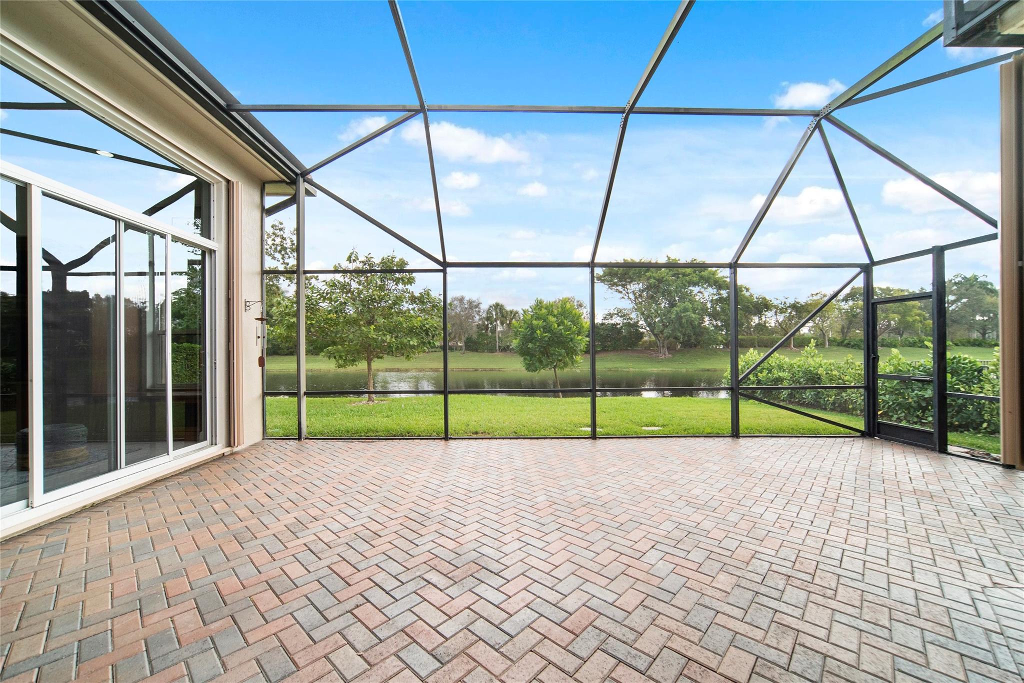 HERON BAY EAST - Residential