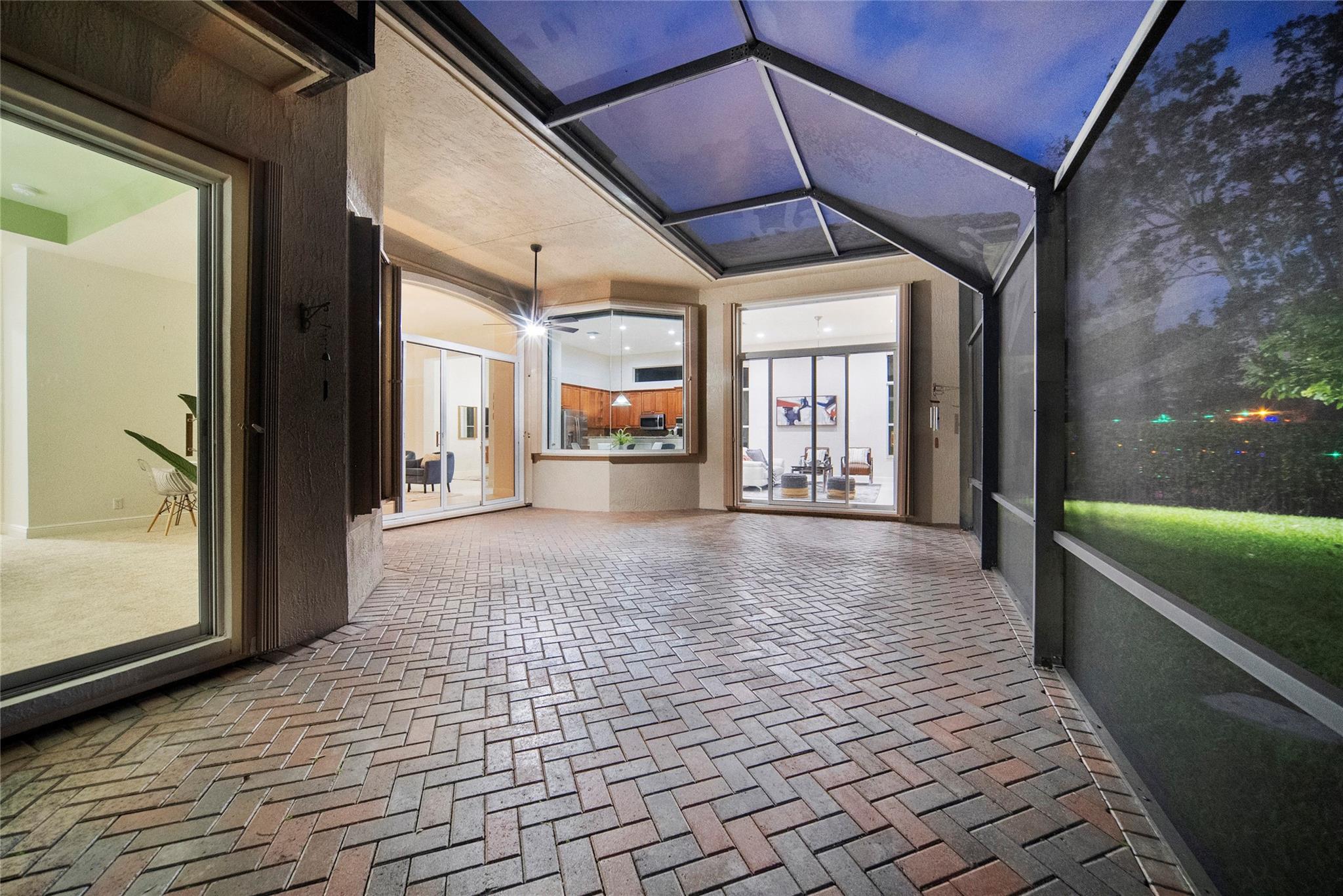 HERON BAY EAST - Residential