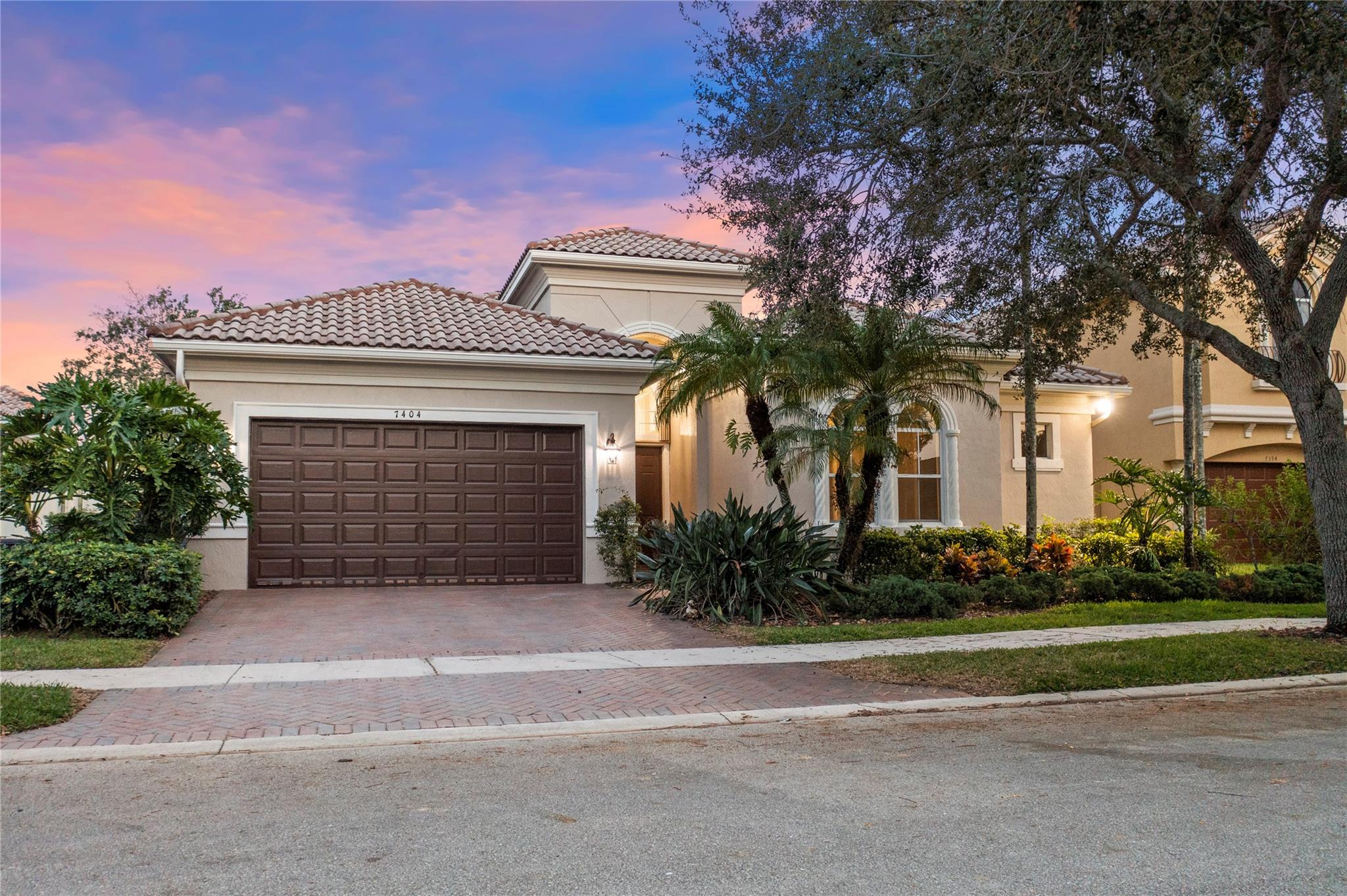 HERON BAY EAST - Residential