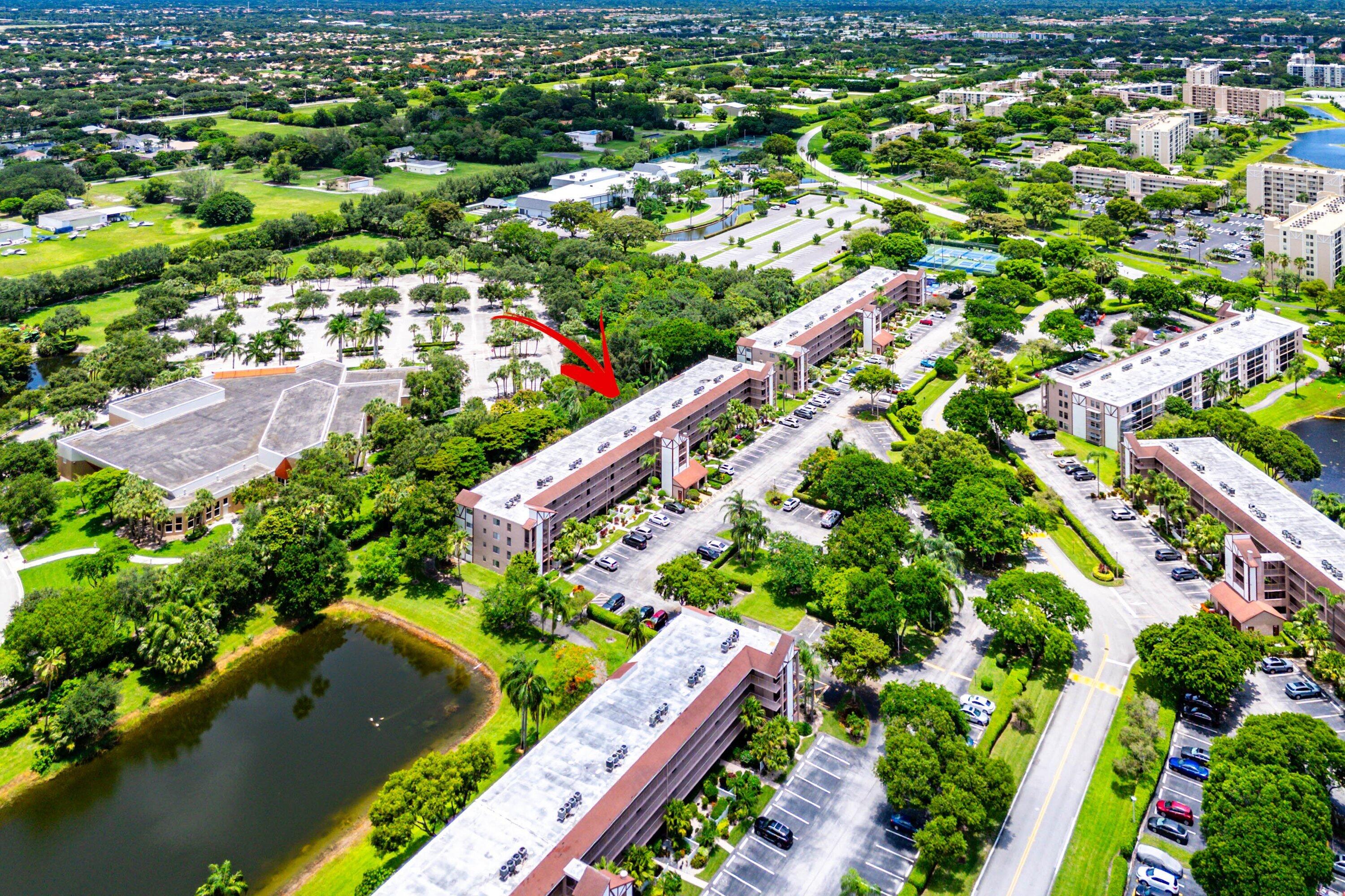 HUNTINGTON LAKES SEC FOUR CONDOS - Residential