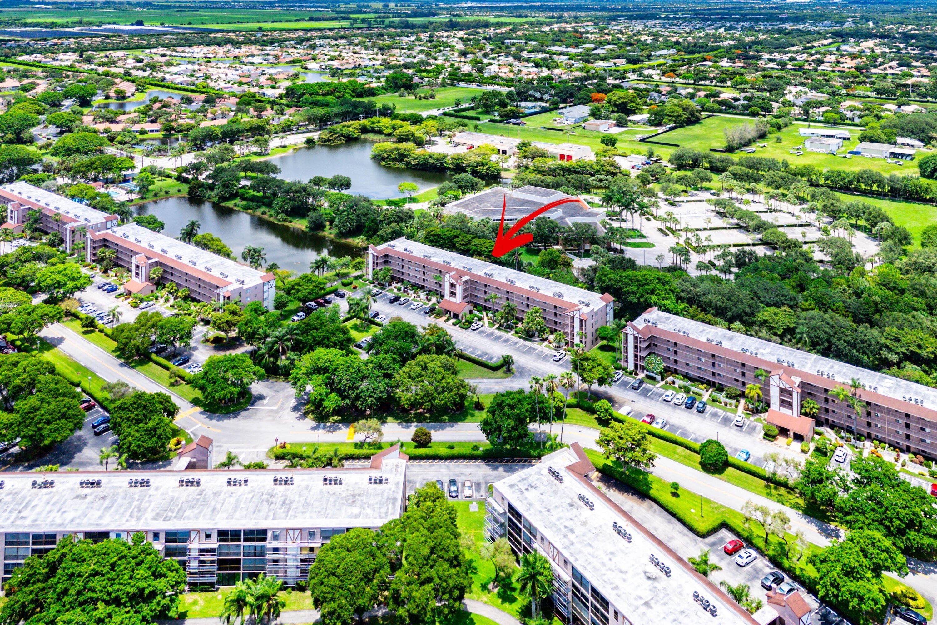 HUNTINGTON LAKES SEC FOUR CONDOS - Residential