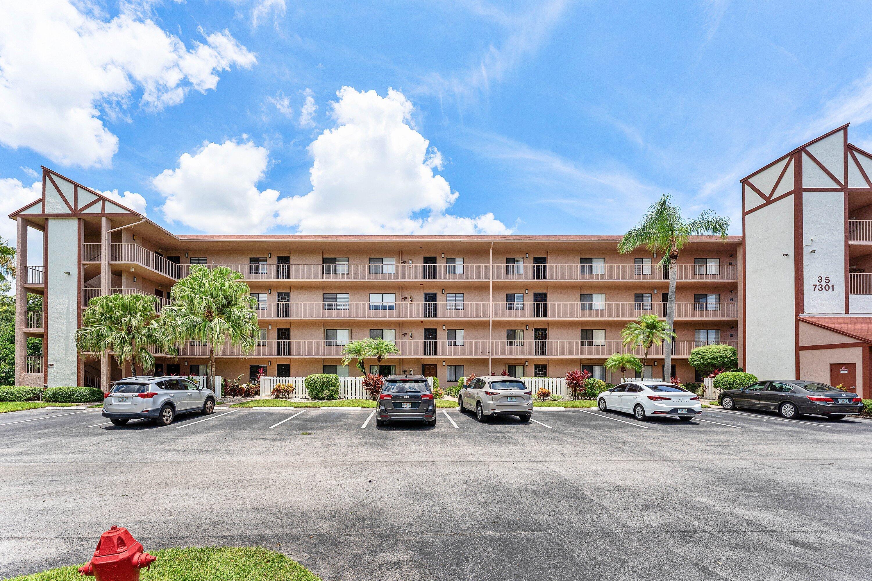 HUNTINGTON LAKES SEC FOUR CONDOS - Residential