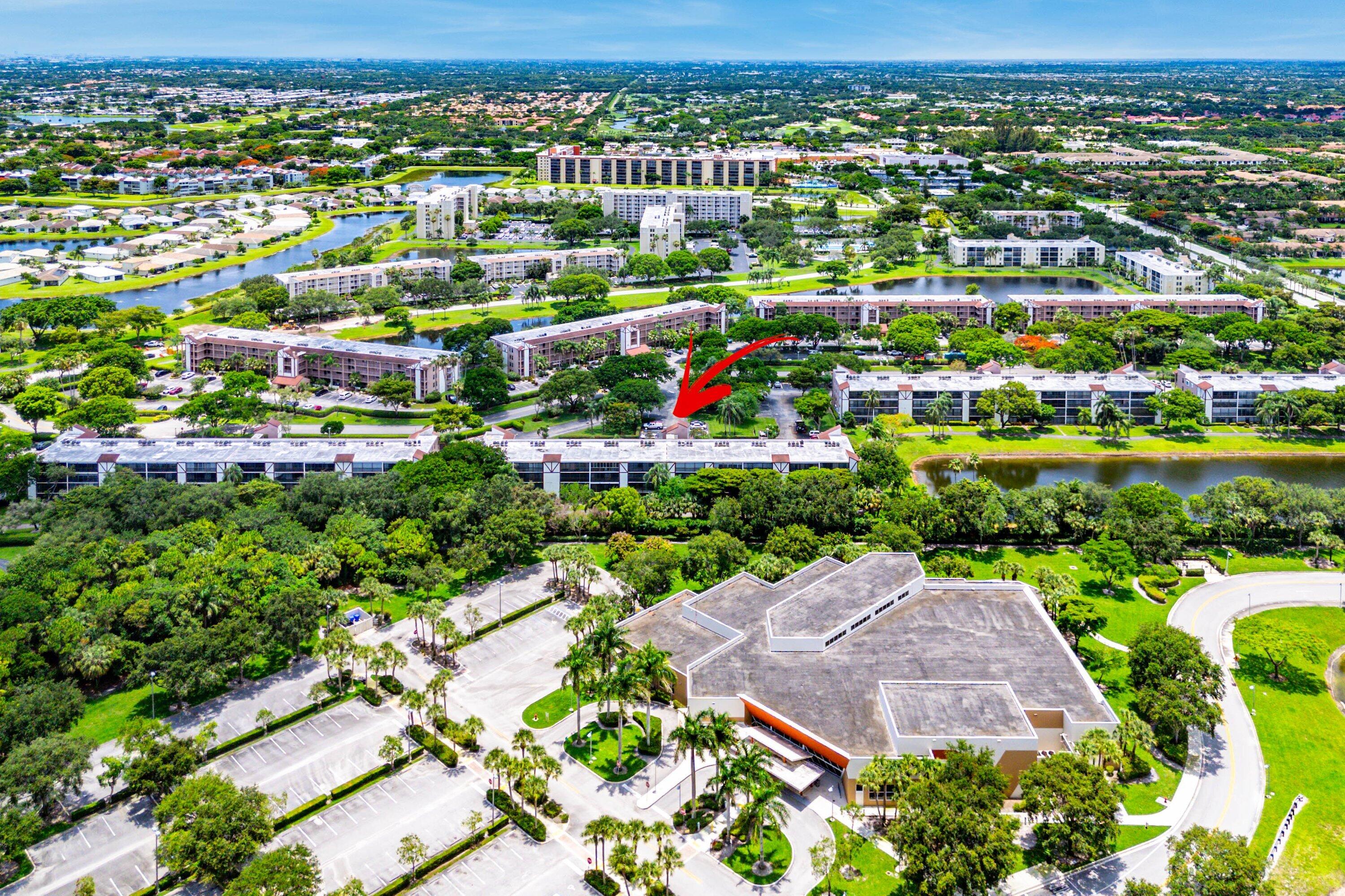 HUNTINGTON LAKES SEC FOUR CONDOS - Residential