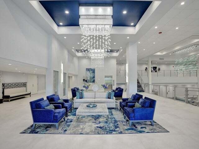 HUNTINGTON LAKES SEC FOUR CONDOS - Residential