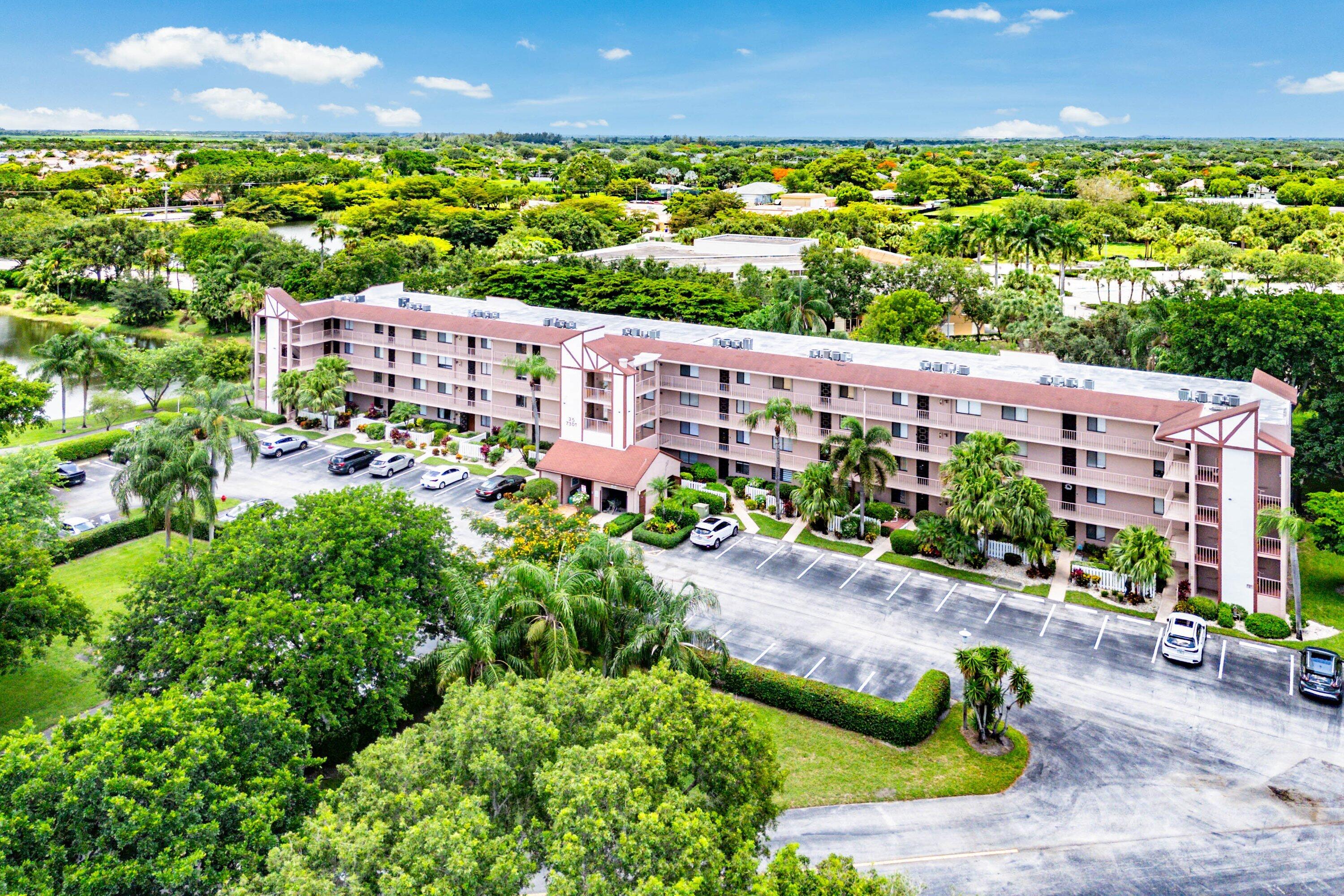 HUNTINGTON LAKES SEC FOUR CONDOS - Residential