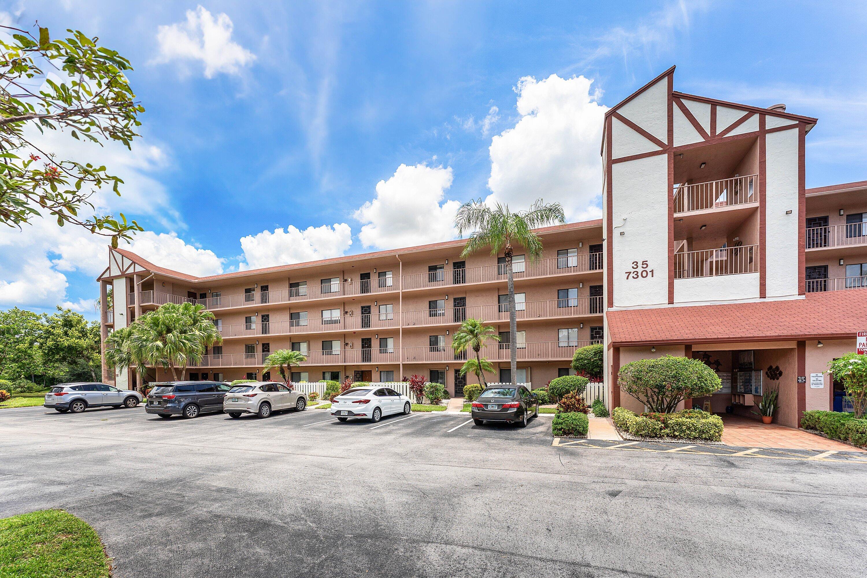 HUNTINGTON LAKES SEC FOUR CONDOS - Residential