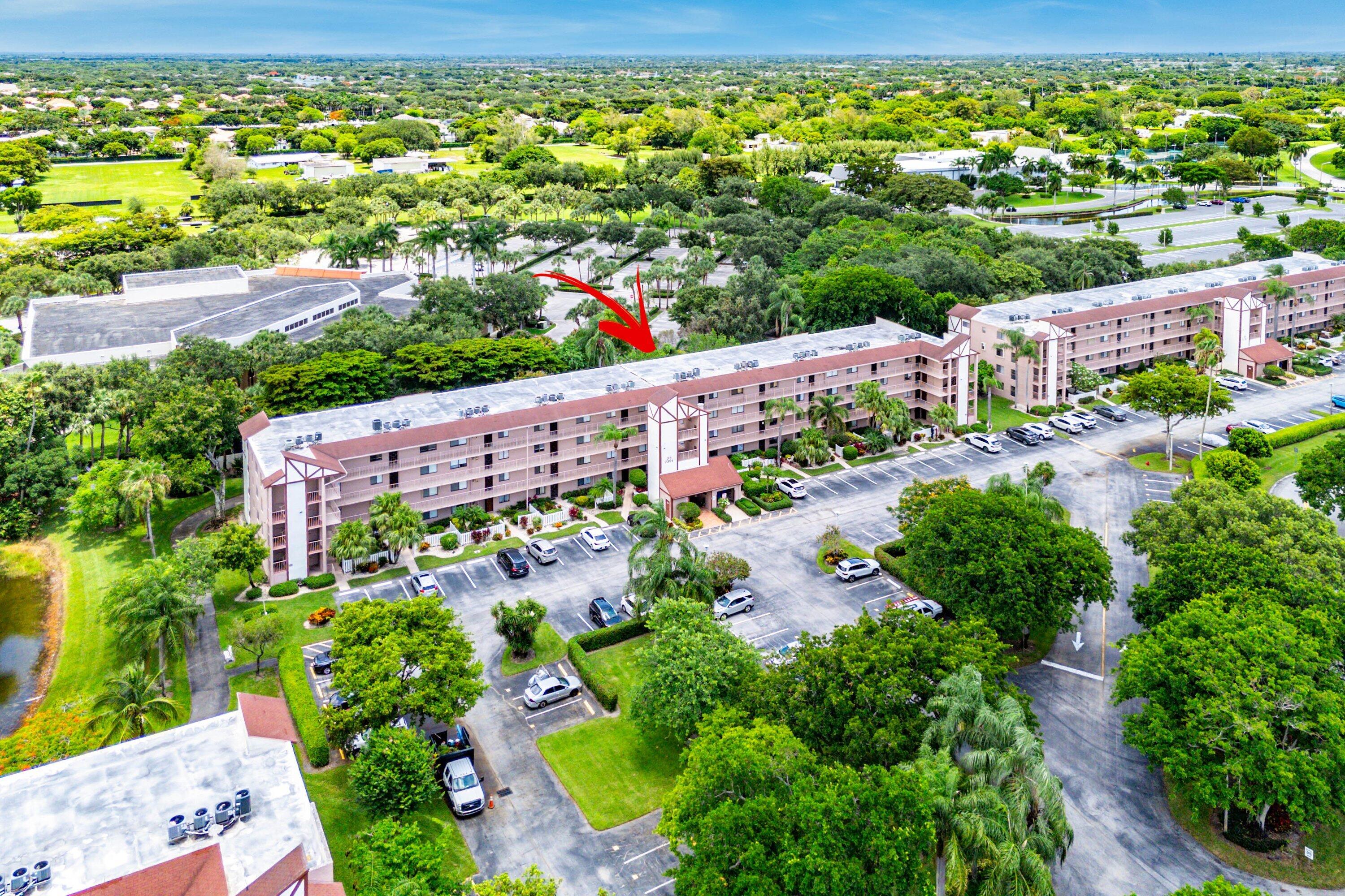HUNTINGTON LAKES SEC FOUR CONDOS - Residential