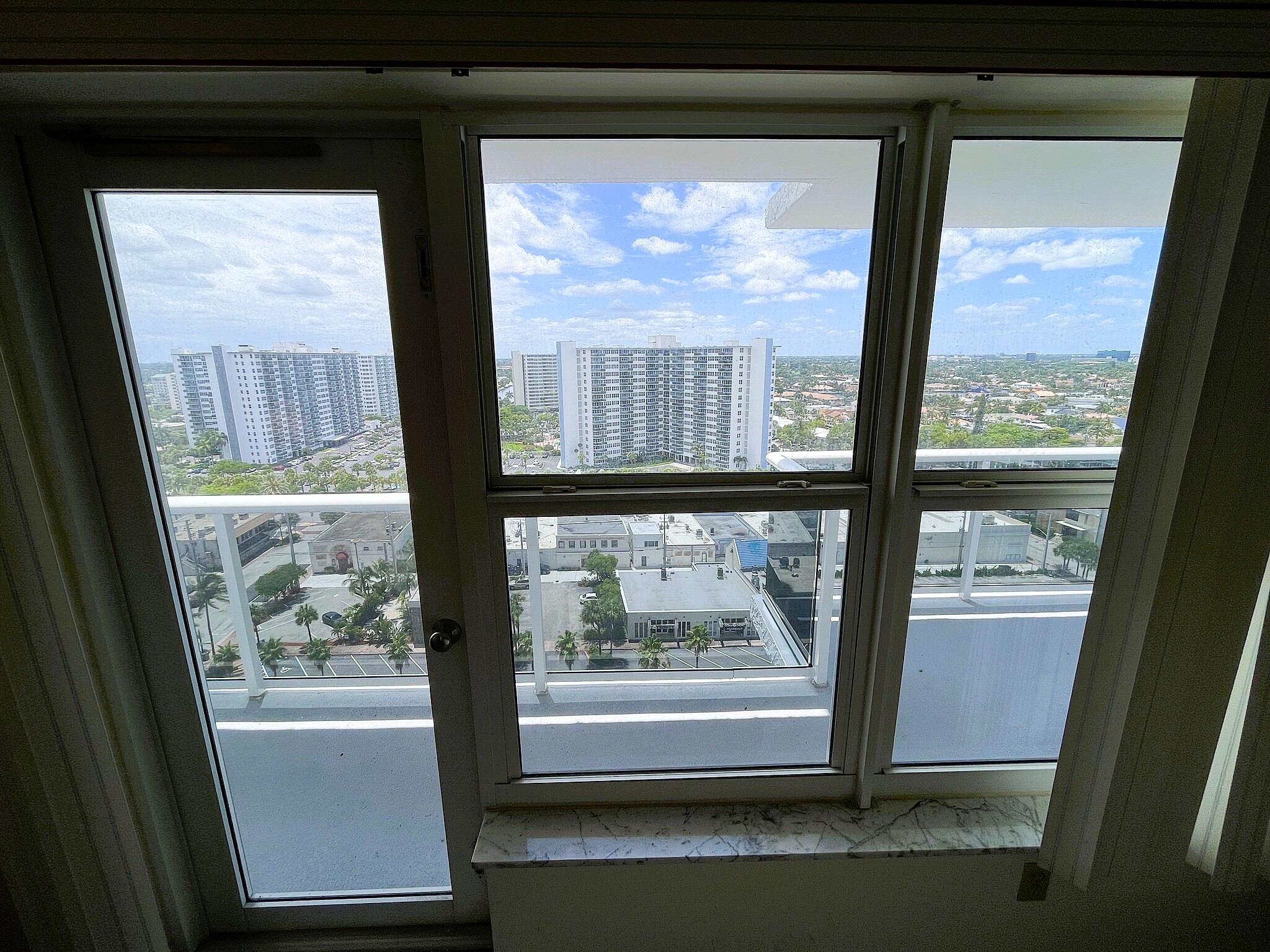PLAYA DEL SOL CONDO - Residential