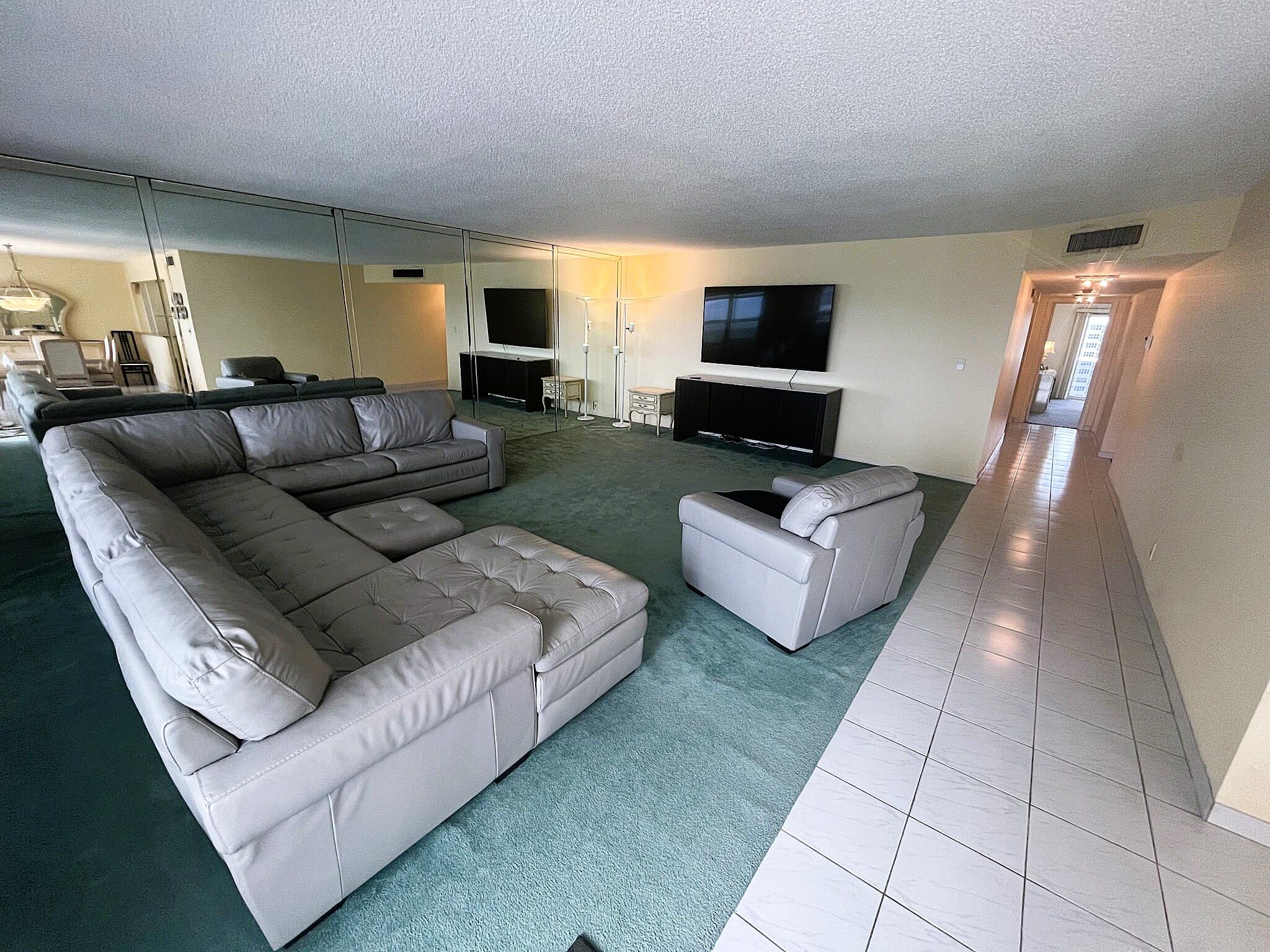 PLAYA DEL SOL CONDO - Residential