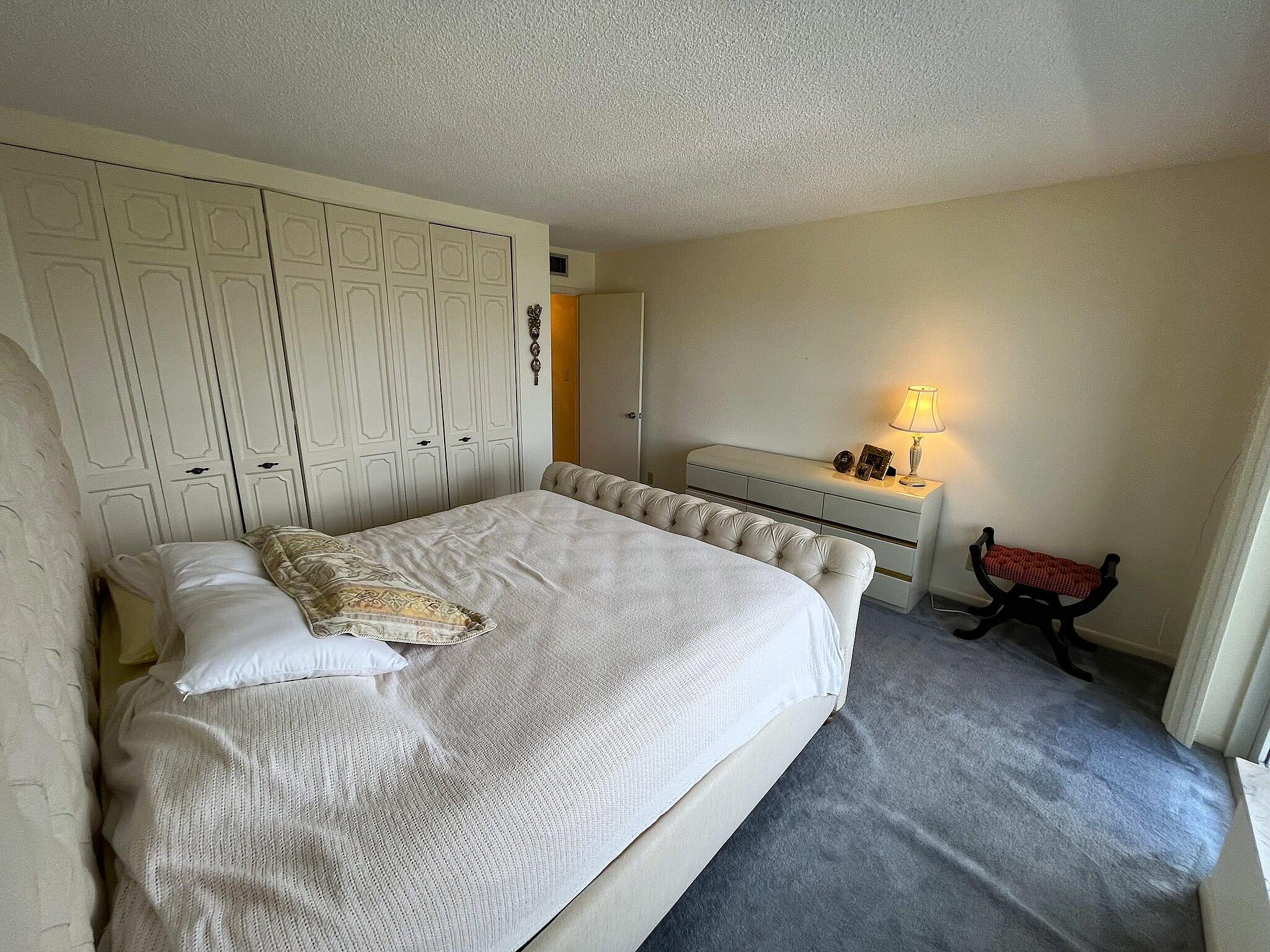 PLAYA DEL SOL CONDO - Residential