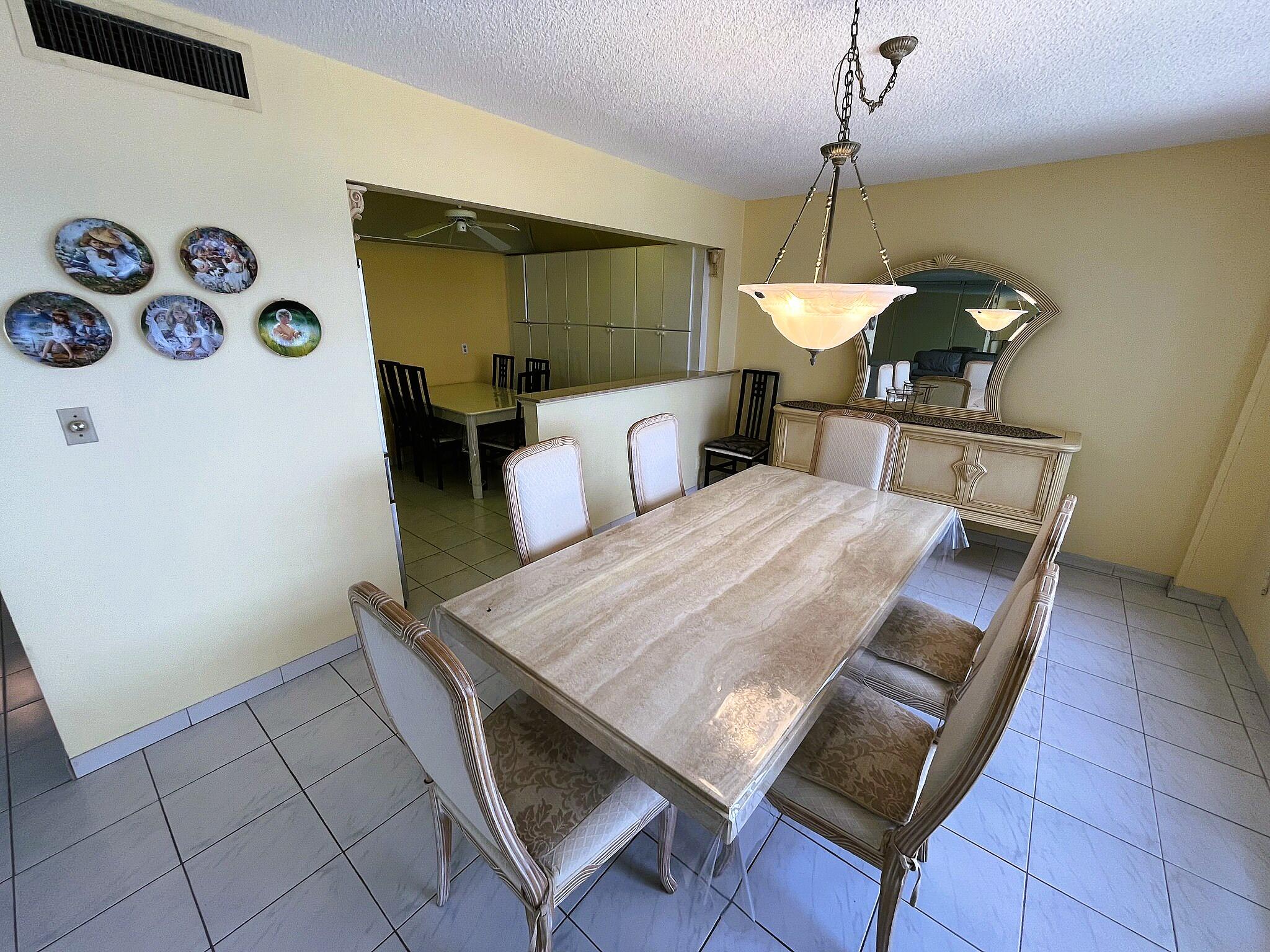 PLAYA DEL SOL CONDO - Residential