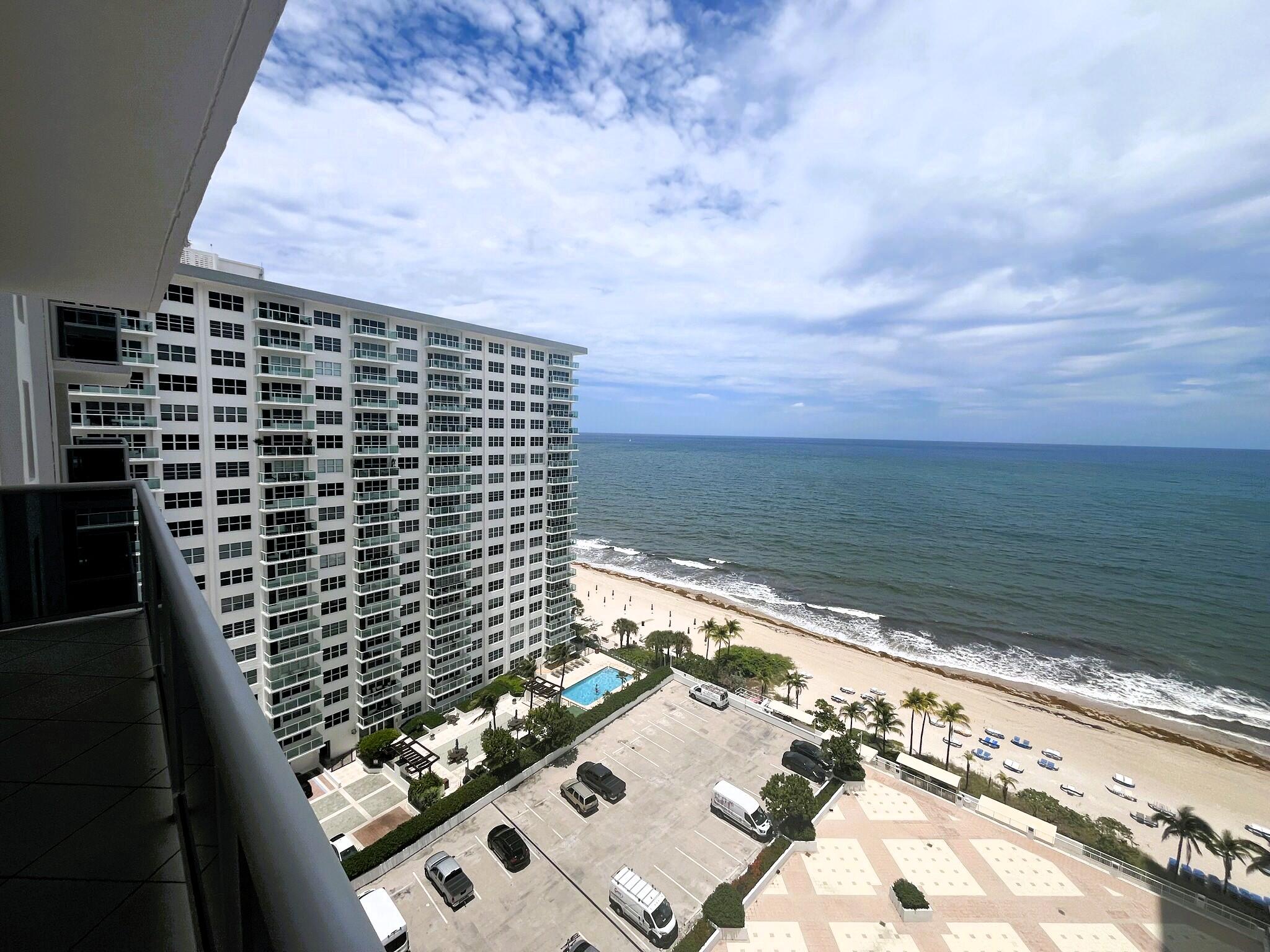 PLAYA DEL SOL CONDO - Residential