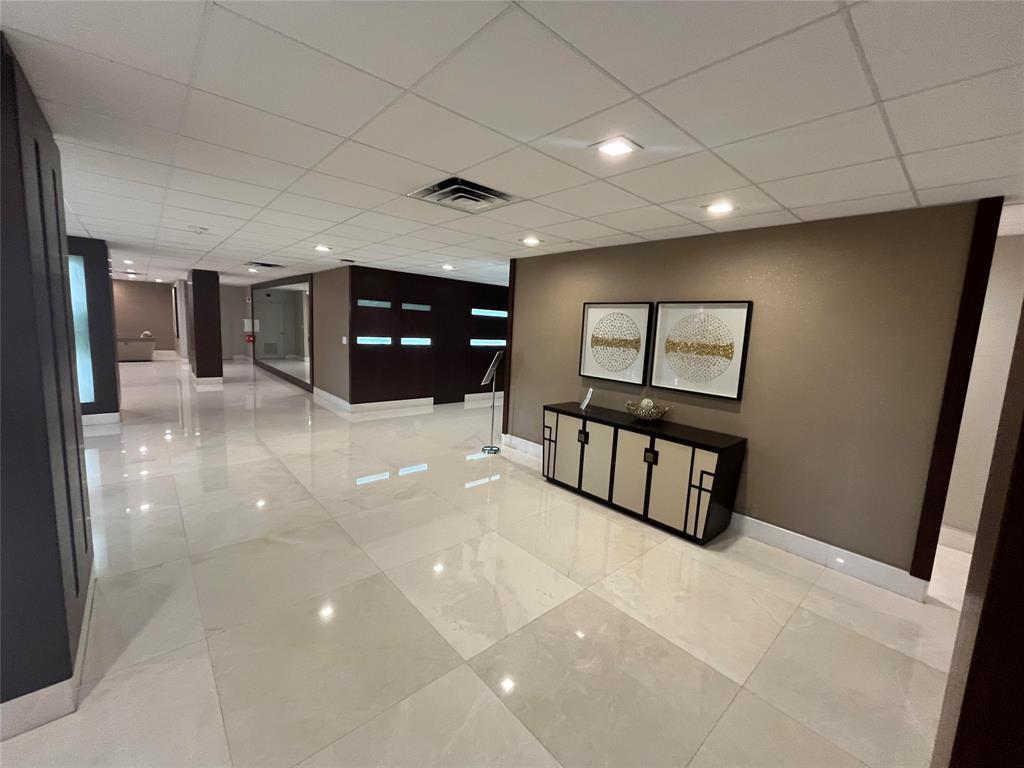 PLAYA DEL SOL CONDO - Residential