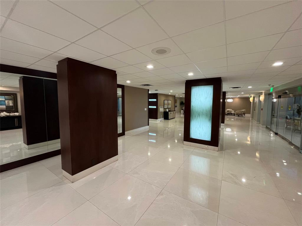 PLAYA DEL SOL CONDO - Residential