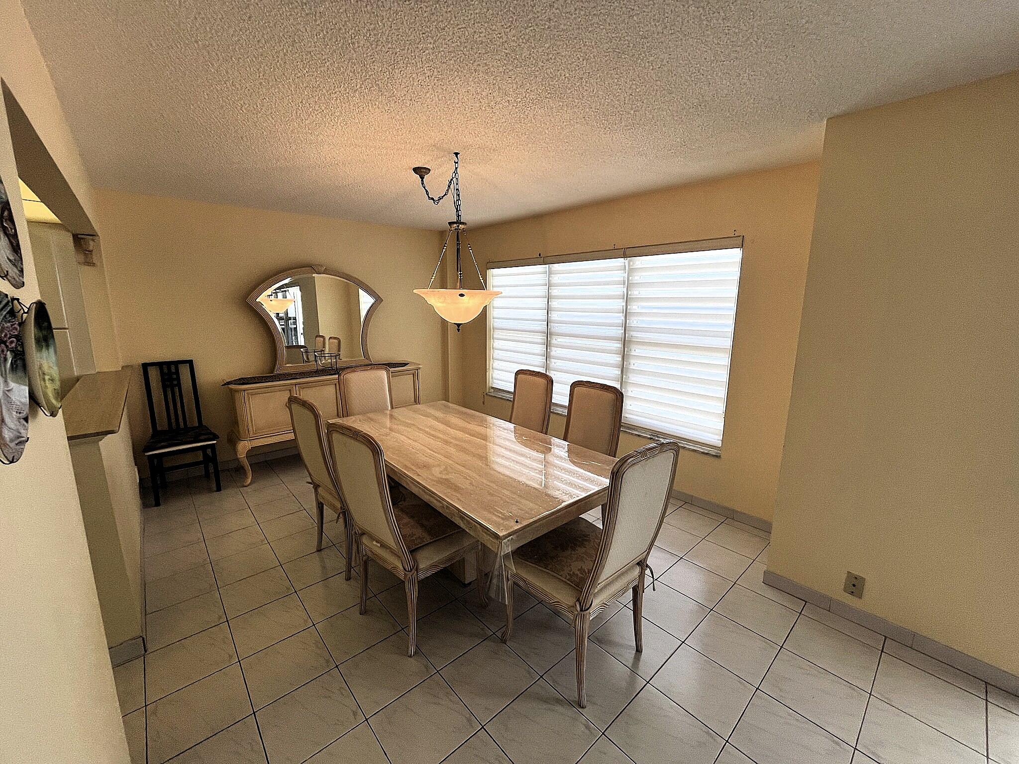 PLAYA DEL SOL CONDO - Residential