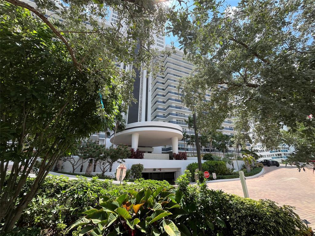 PLAYA DEL SOL CONDO - Residential