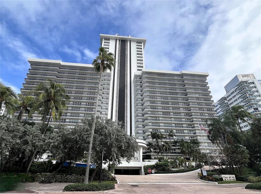 PLAYA DEL SOL CONDO - Residential