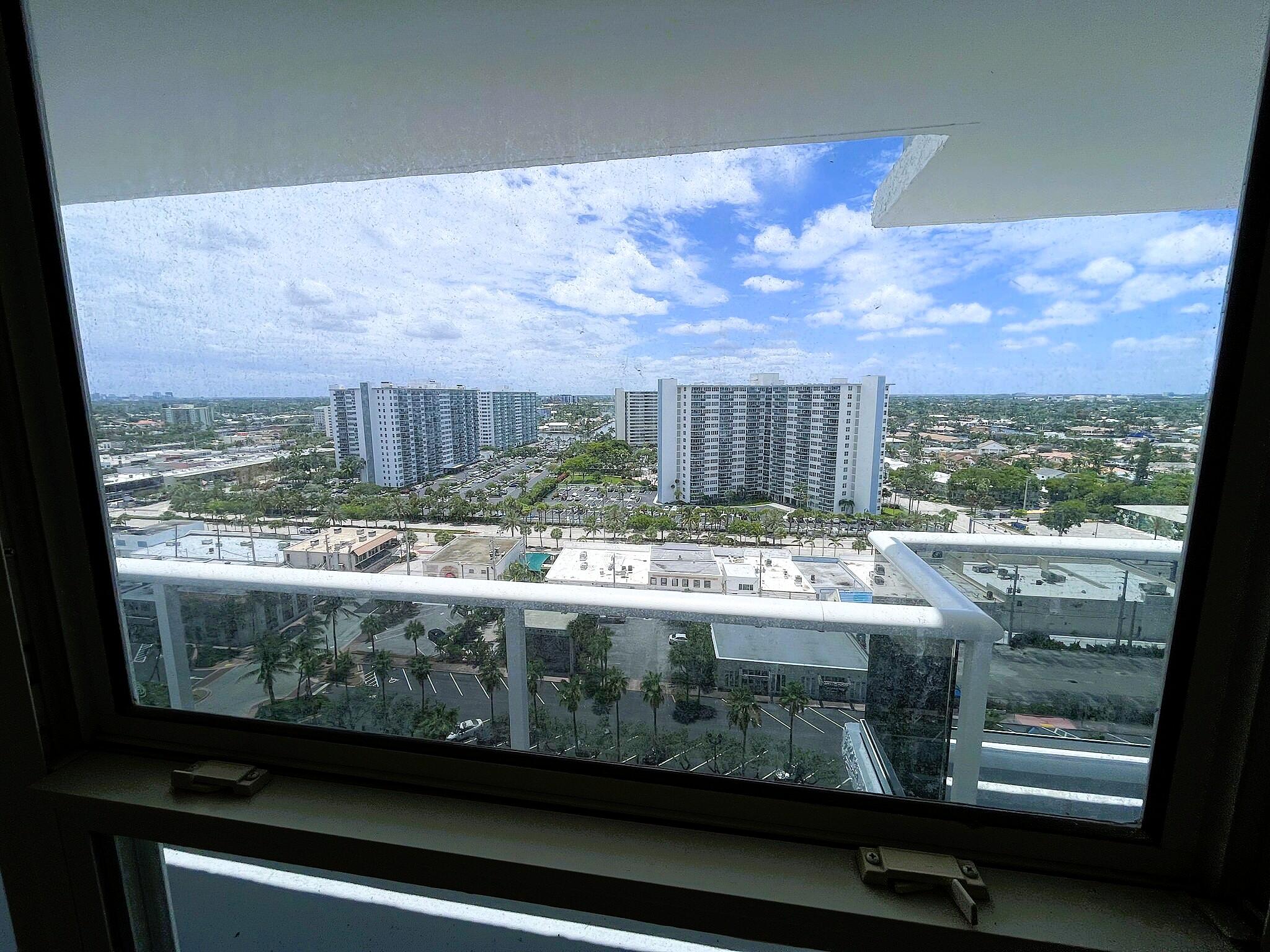 PLAYA DEL SOL CONDO - Residential