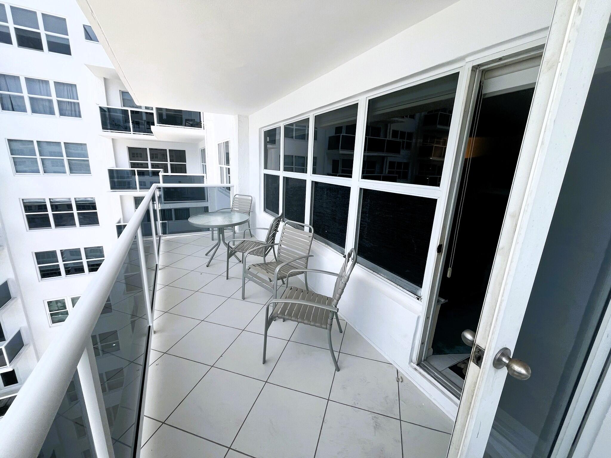 PLAYA DEL SOL CONDO - Residential