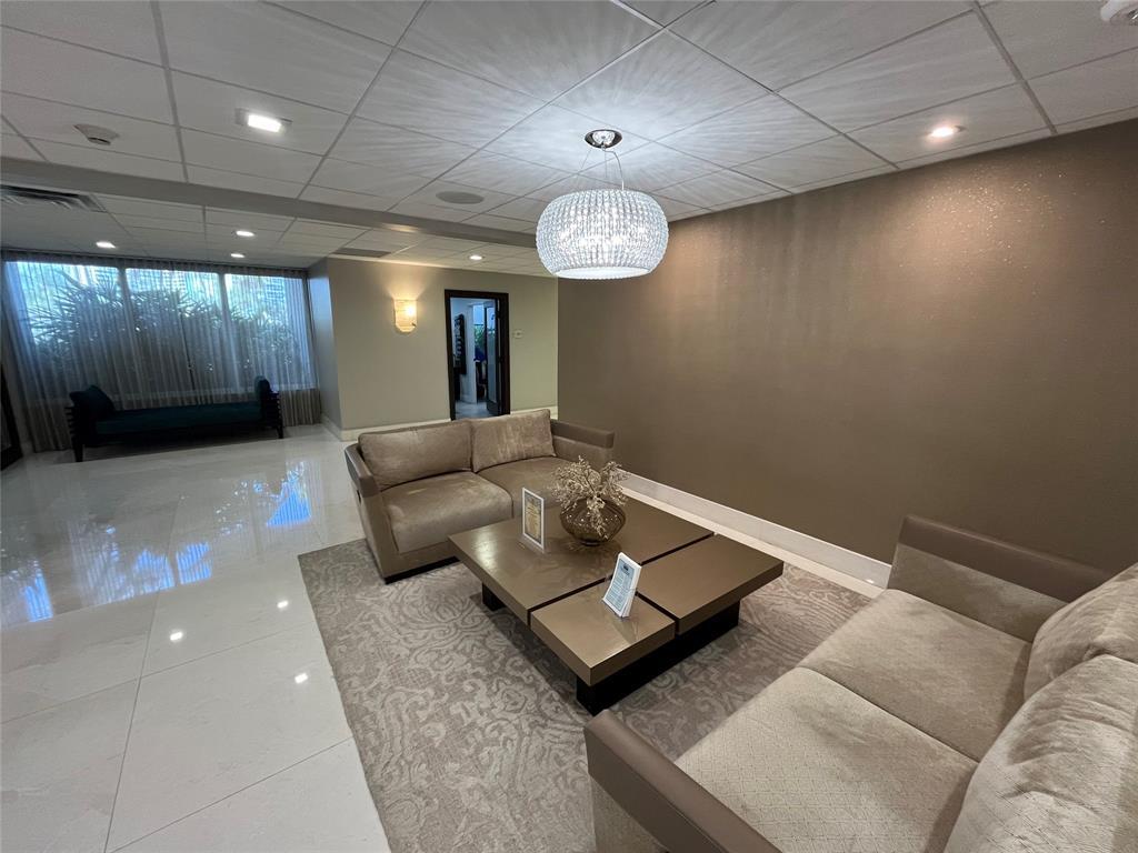 PLAYA DEL SOL CONDO - Residential