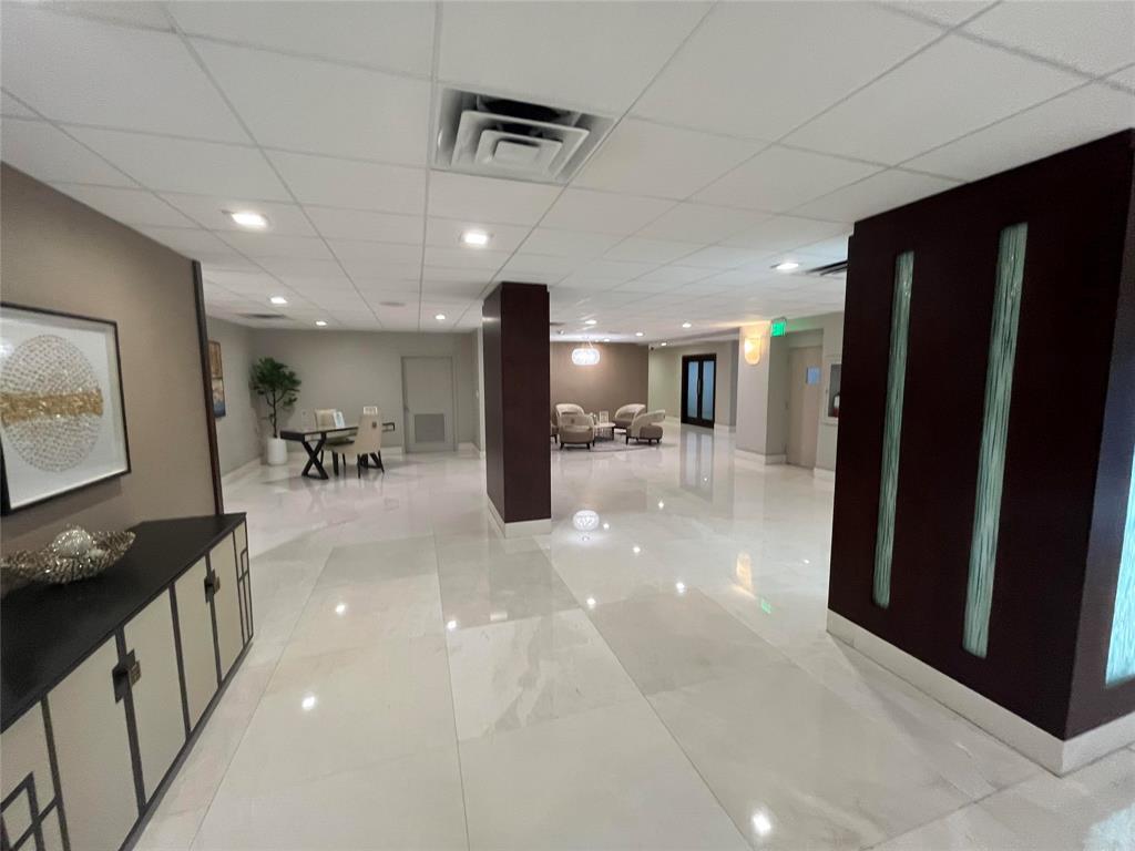 PLAYA DEL SOL CONDO - Residential