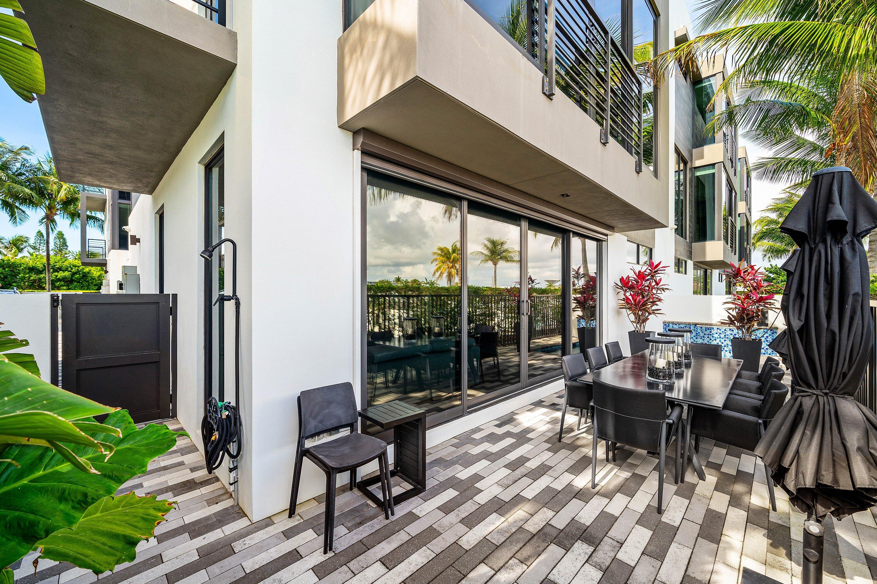 GULF STREAM VIEWS - Residential