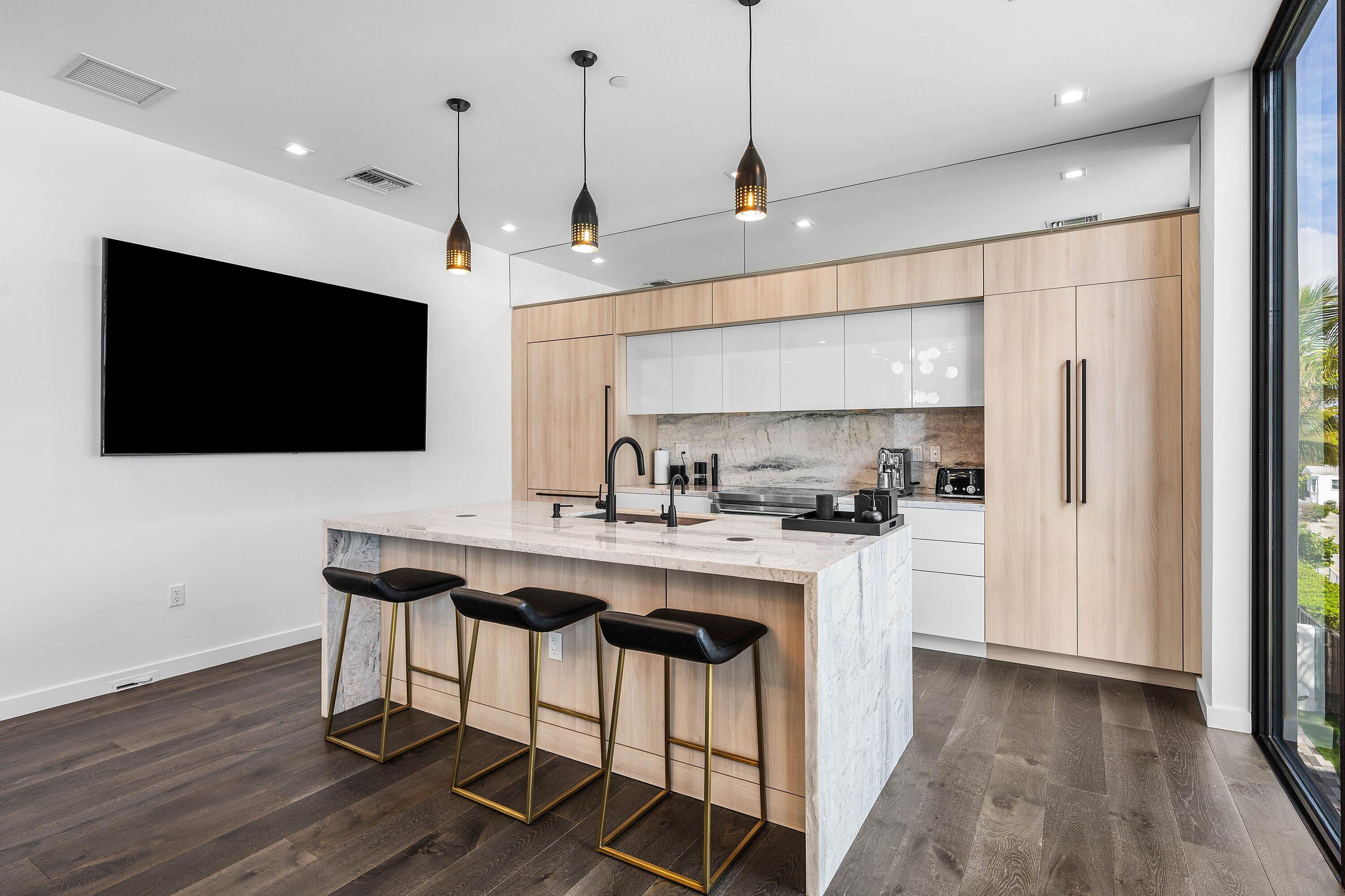 GULF STREAM VIEWS - Residential