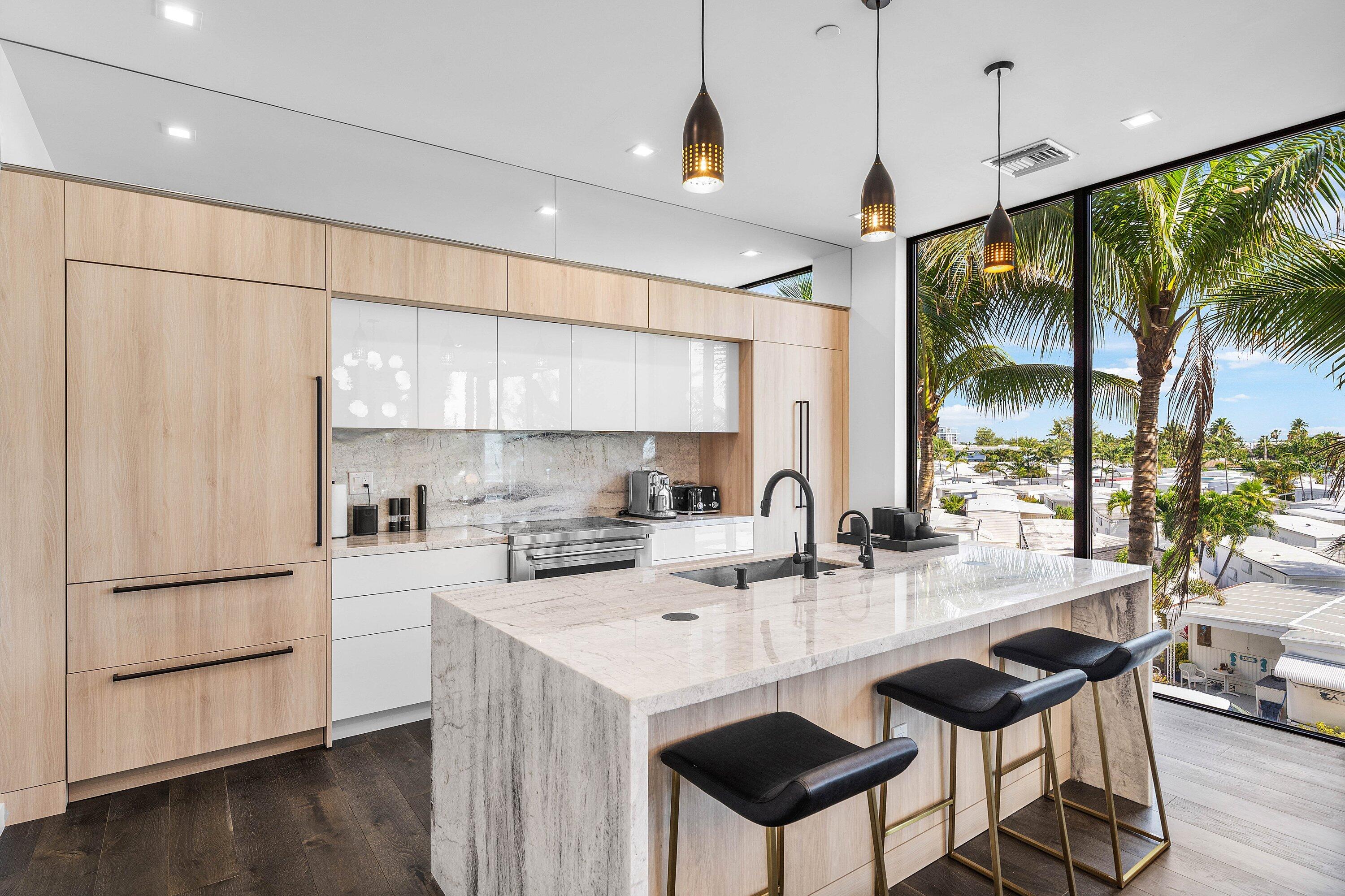 GULF STREAM VIEWS - Residential