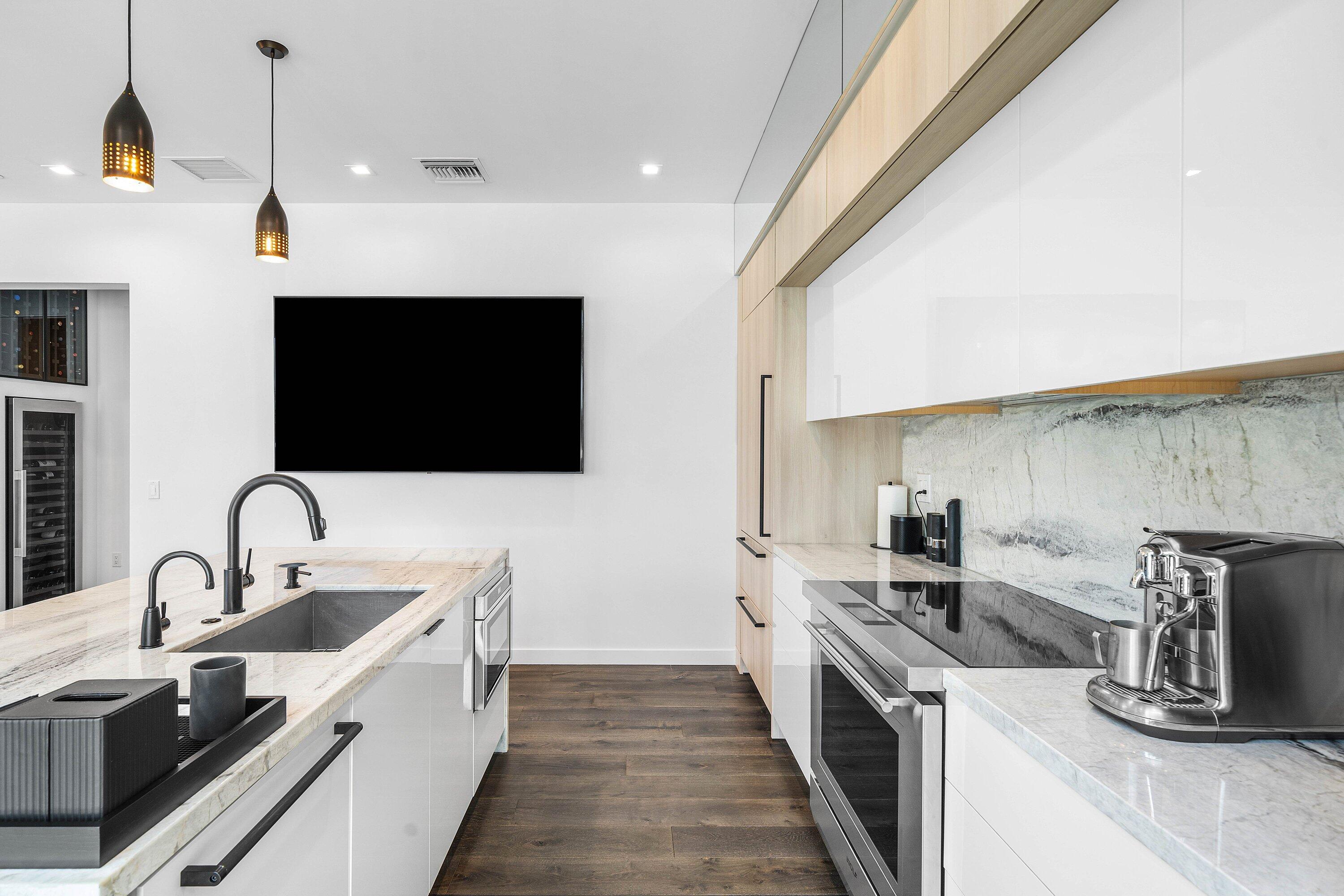 GULF STREAM VIEWS - Residential