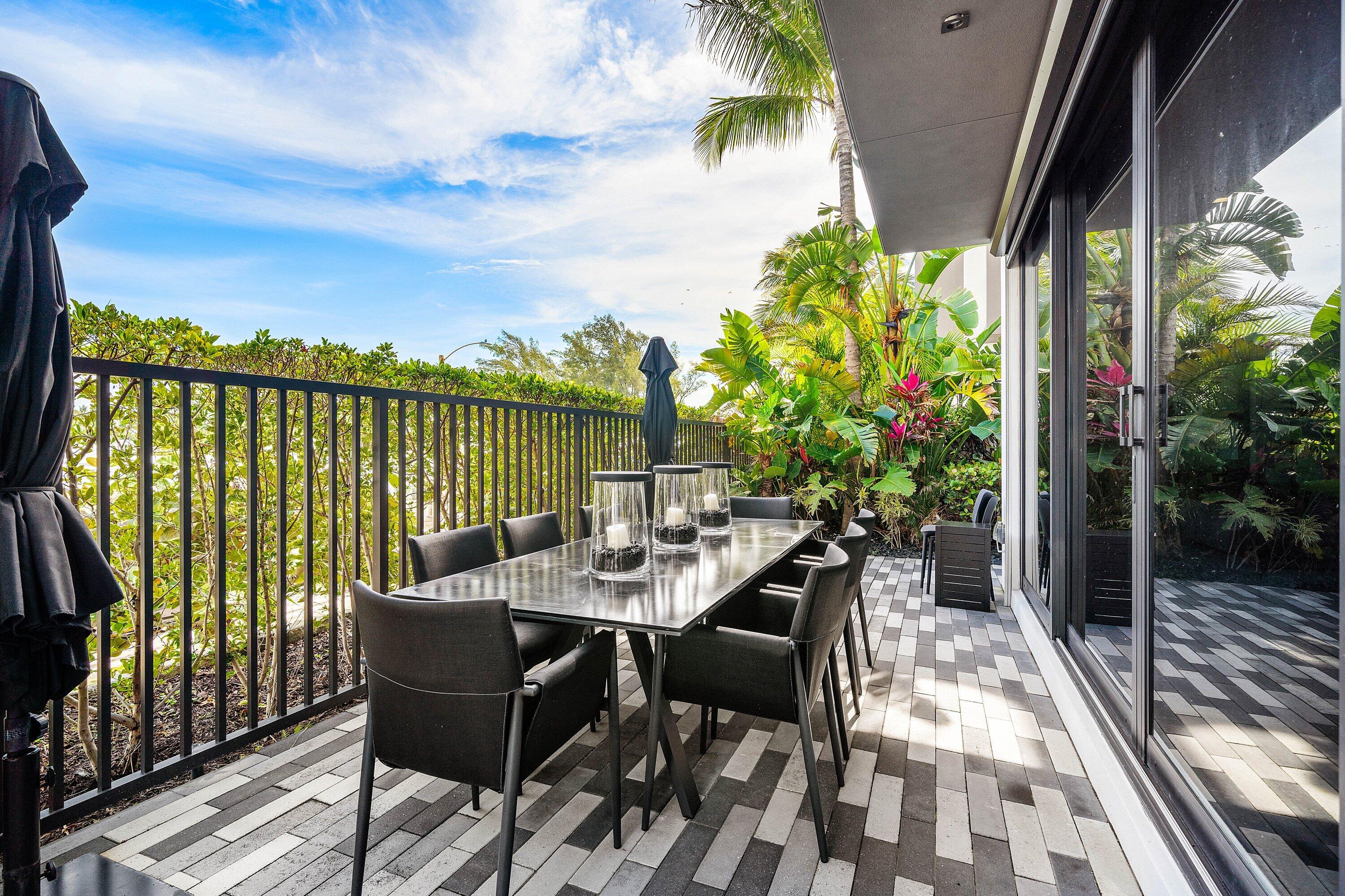 GULF STREAM VIEWS - Residential