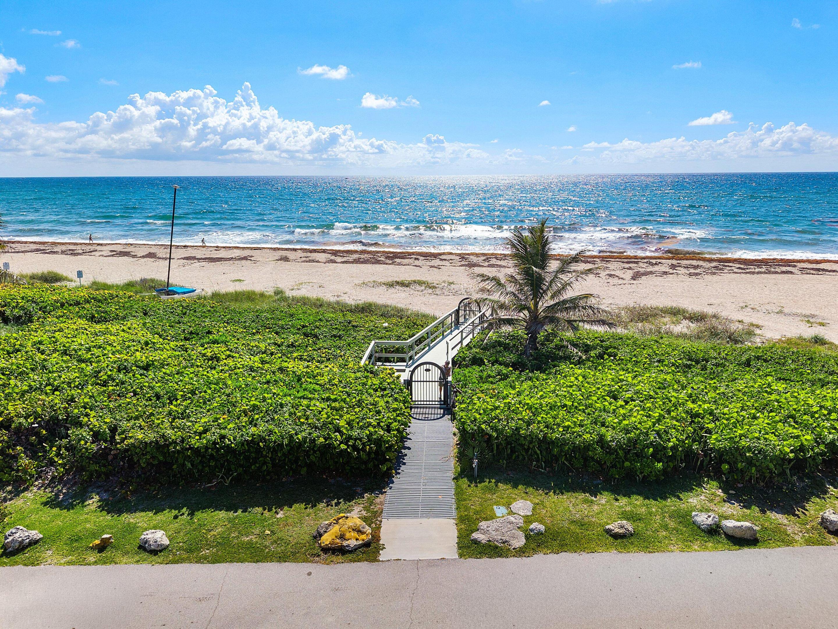 GULF STREAM VIEWS - Residential