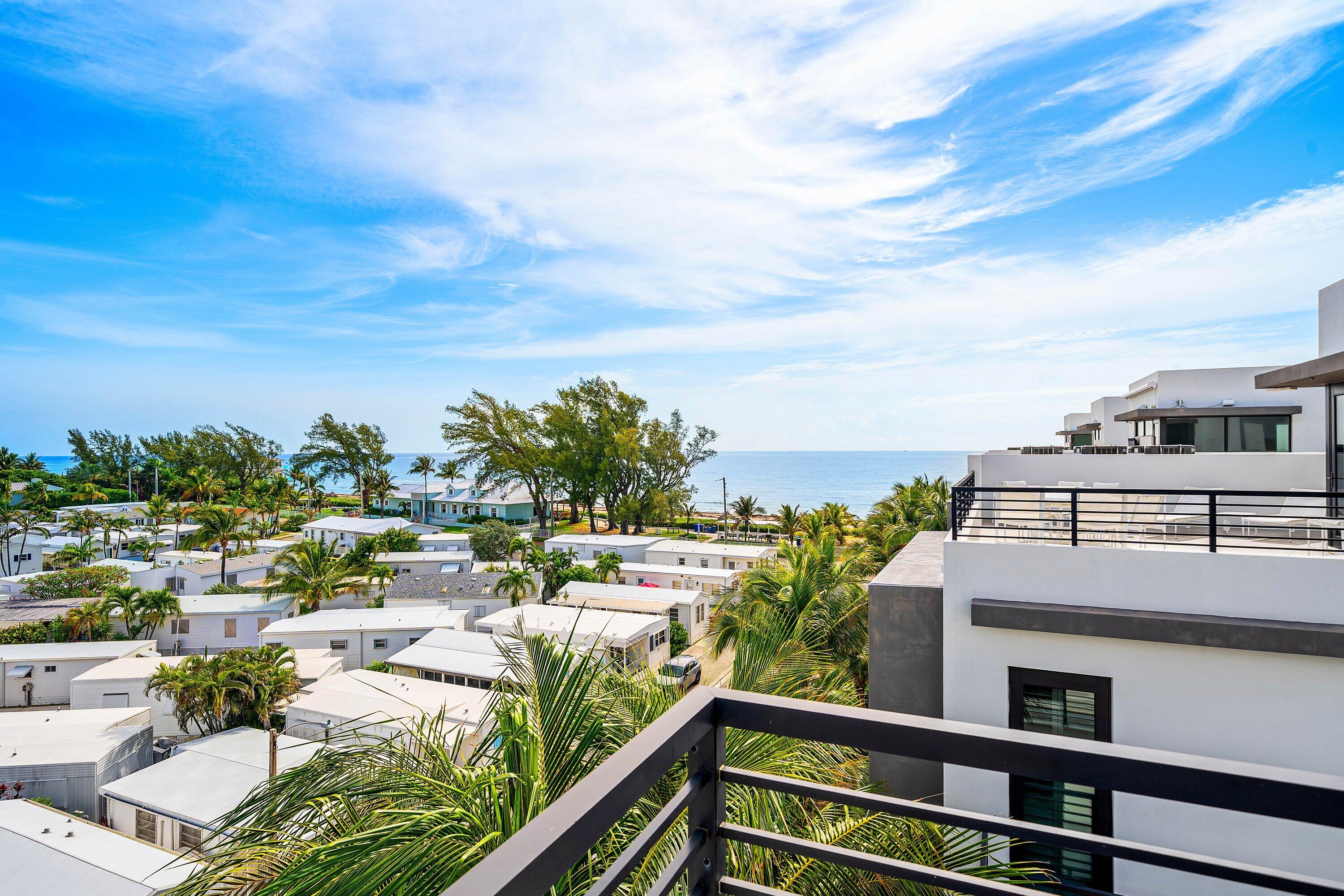 GULF STREAM VIEWS - Residential