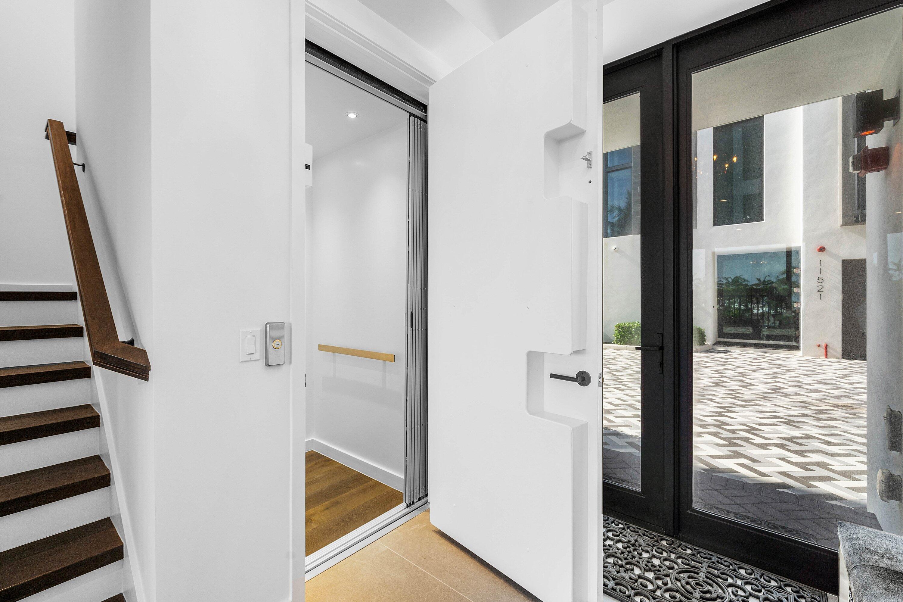 GULF STREAM VIEWS - Residential